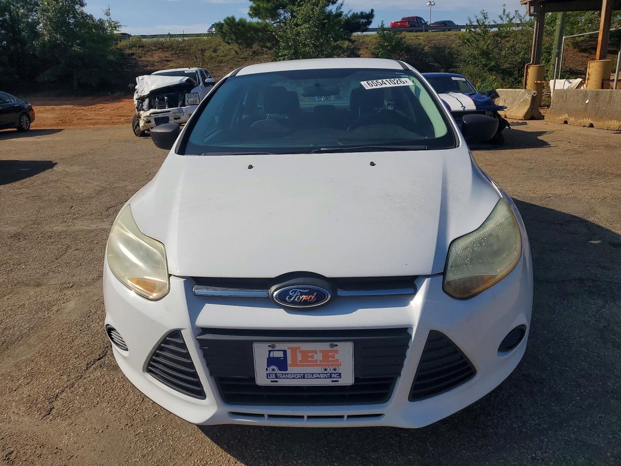 2014 Ford Focus S White vin: 1FADP3E26EL272329