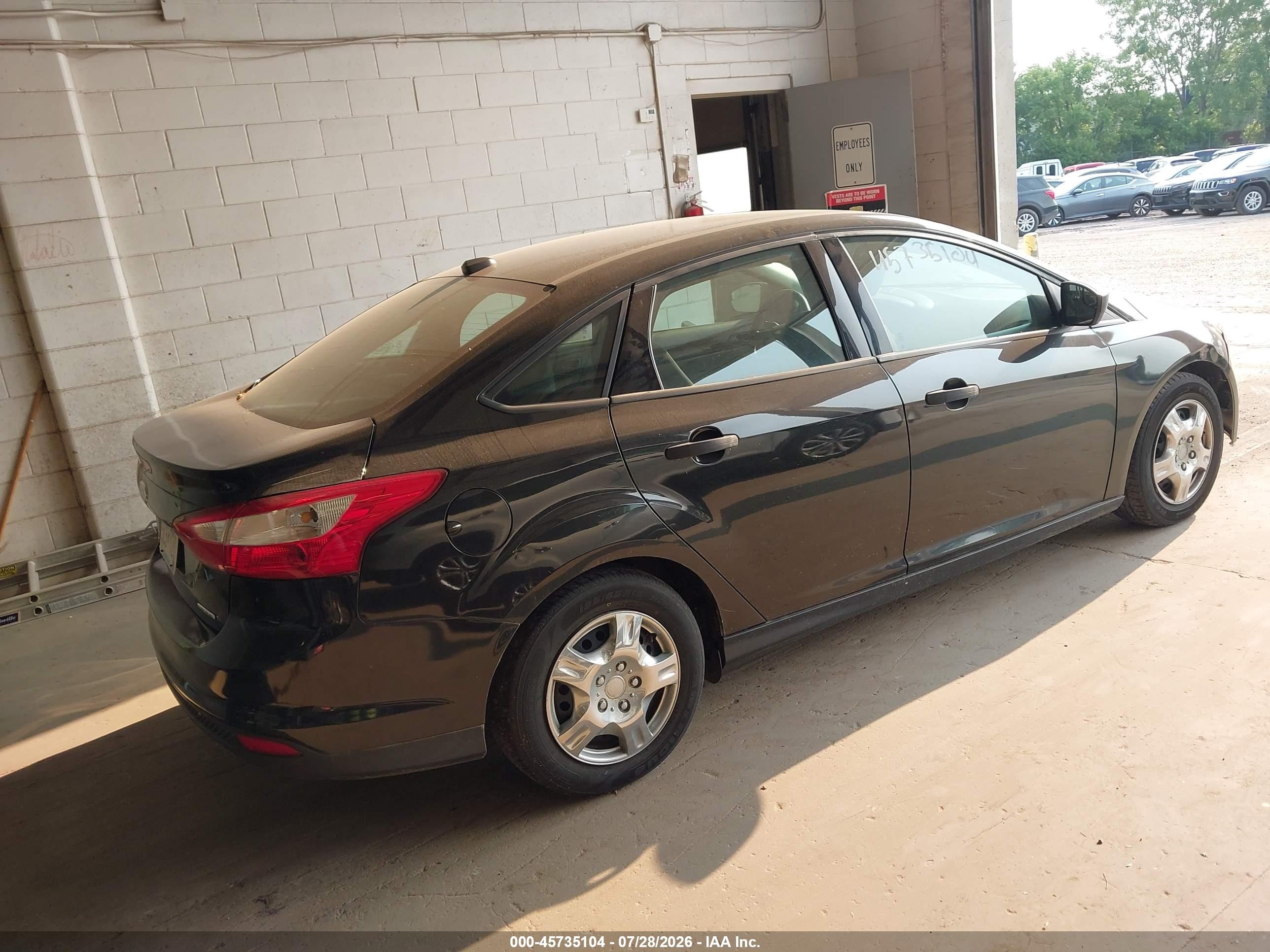 2014 Ford Focus S Gray vin: 1FADP3E26EL369076