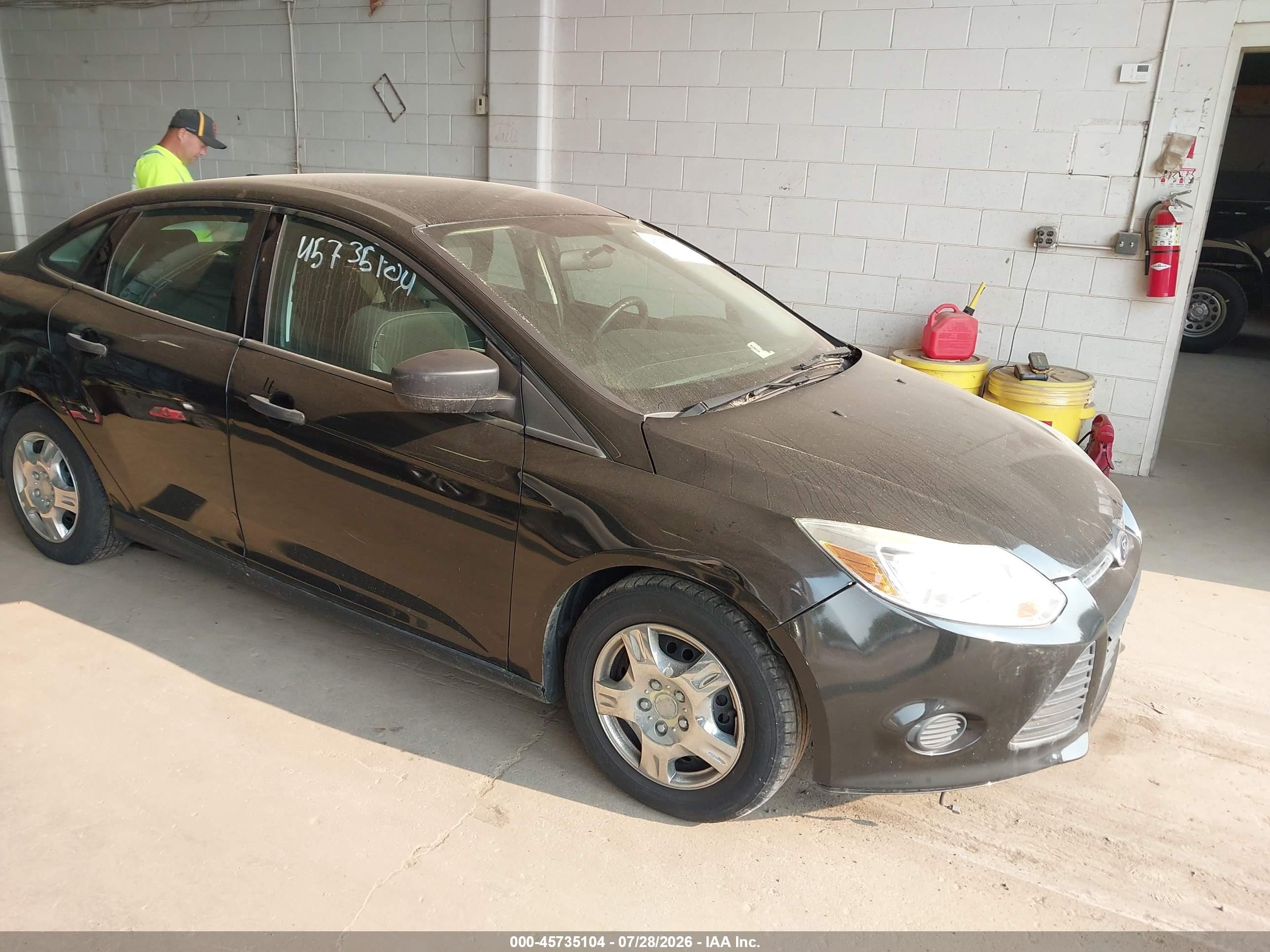 2014 Ford Focus S Gray vin: 1FADP3E26EL369076