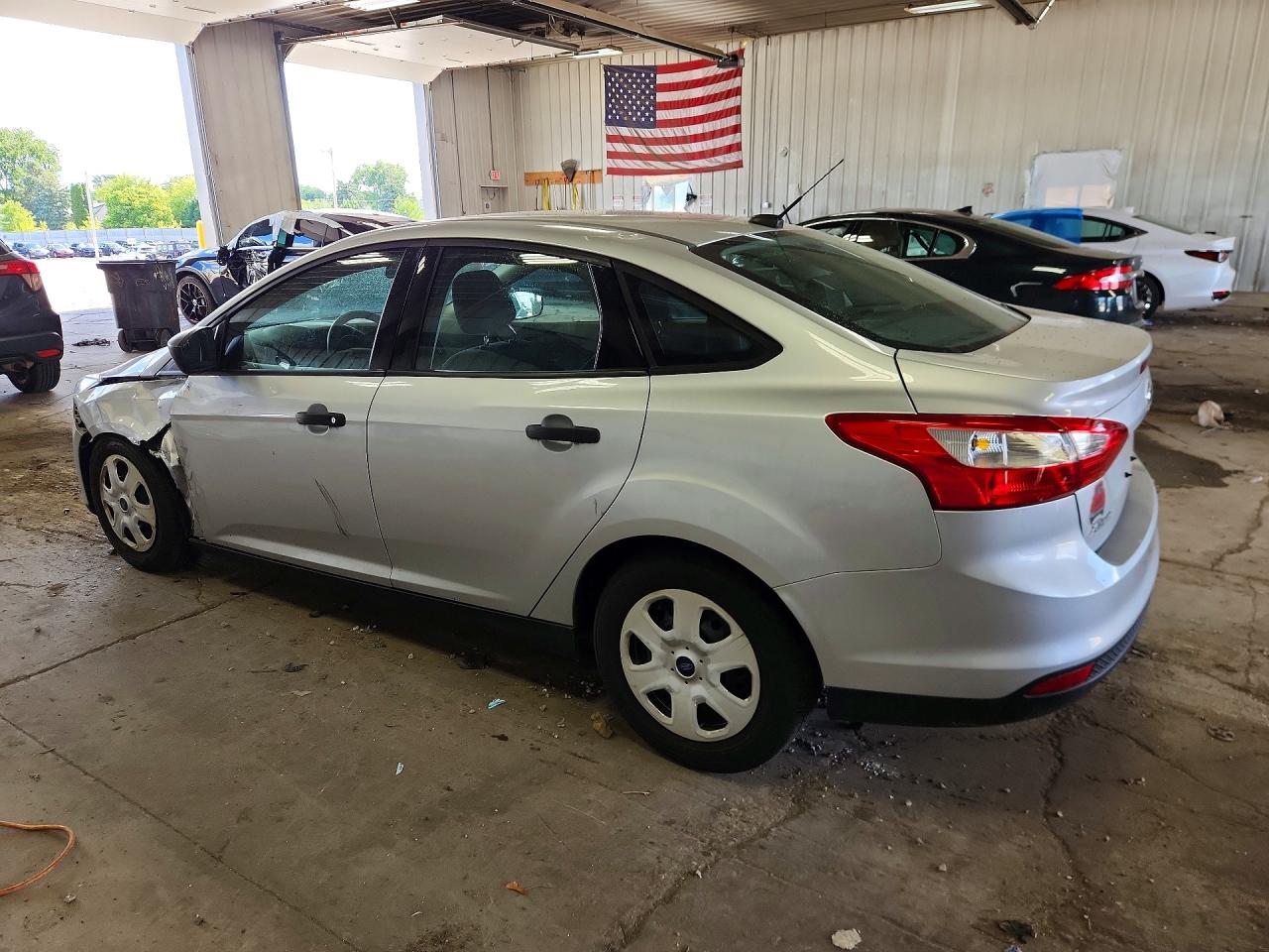 2014 Ford Focus S Silver vin: 1FADP3E26EL451194
