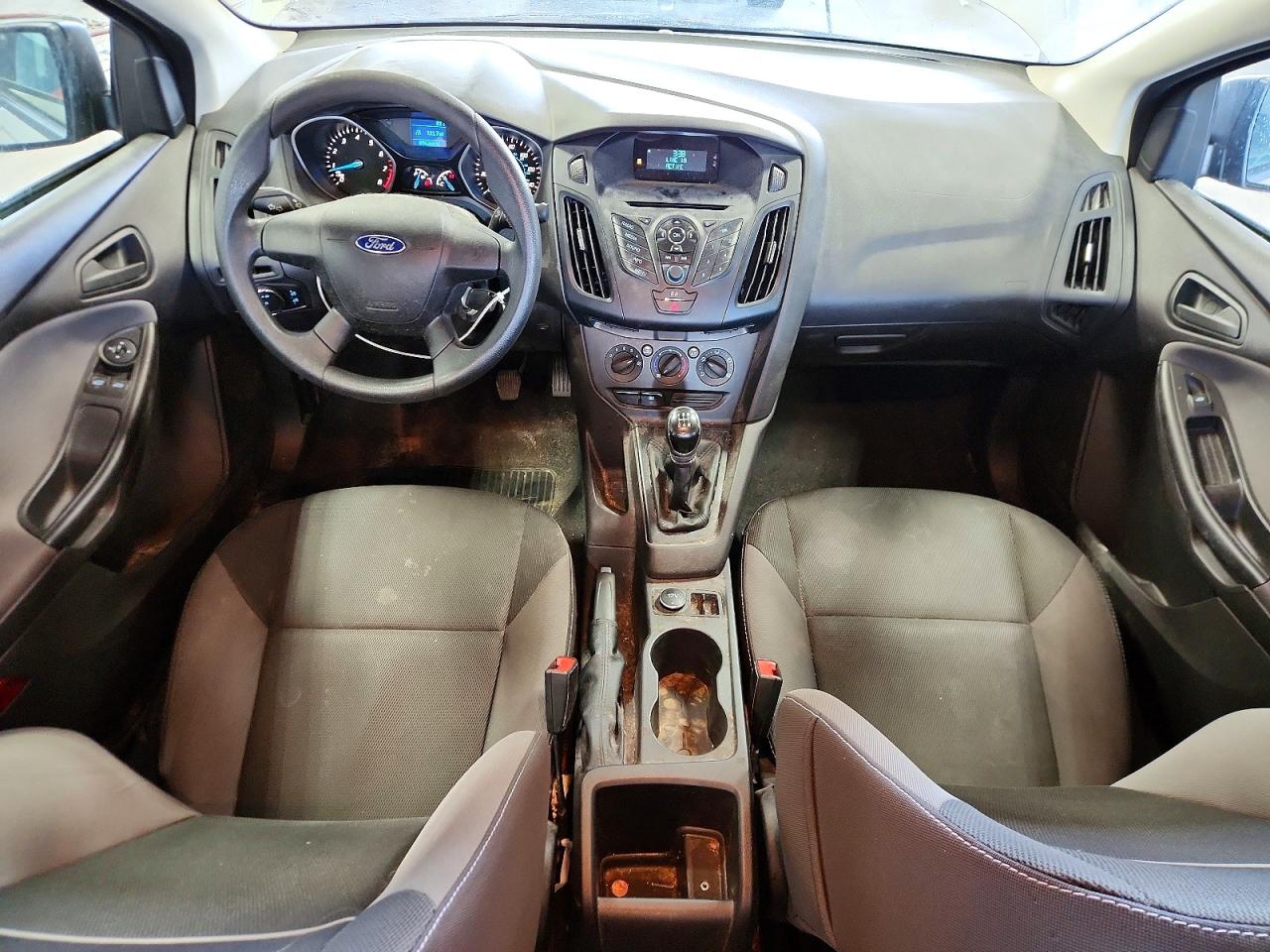 2014 Ford Focus S Silver vin: 1FADP3E26EL451194