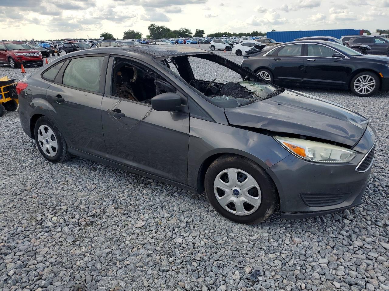 2015 Ford Focus S Black vin: 1FADP3E26FL271313