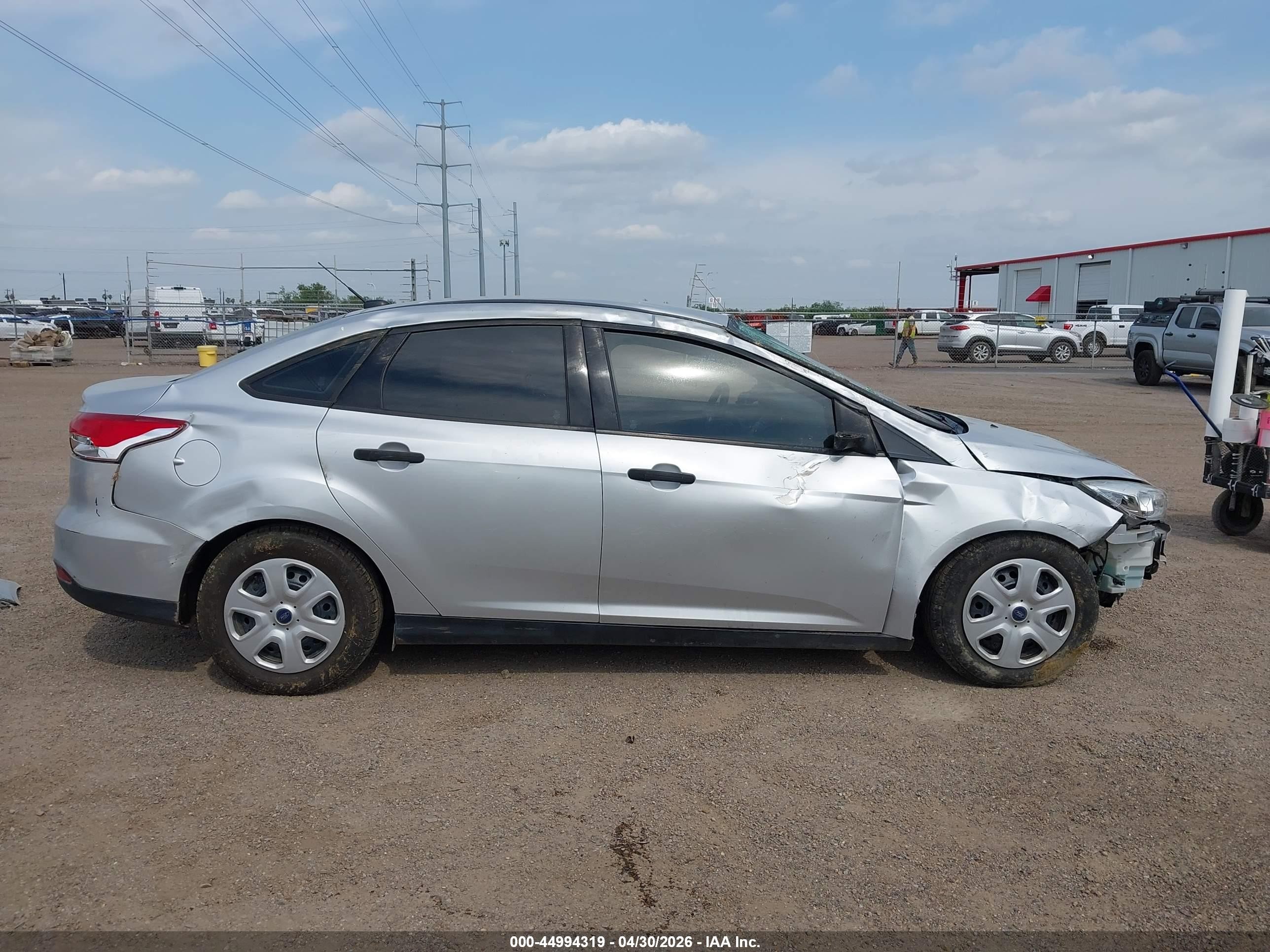 2015 Ford Focus S Silver vin: 1FADP3E26FL299676