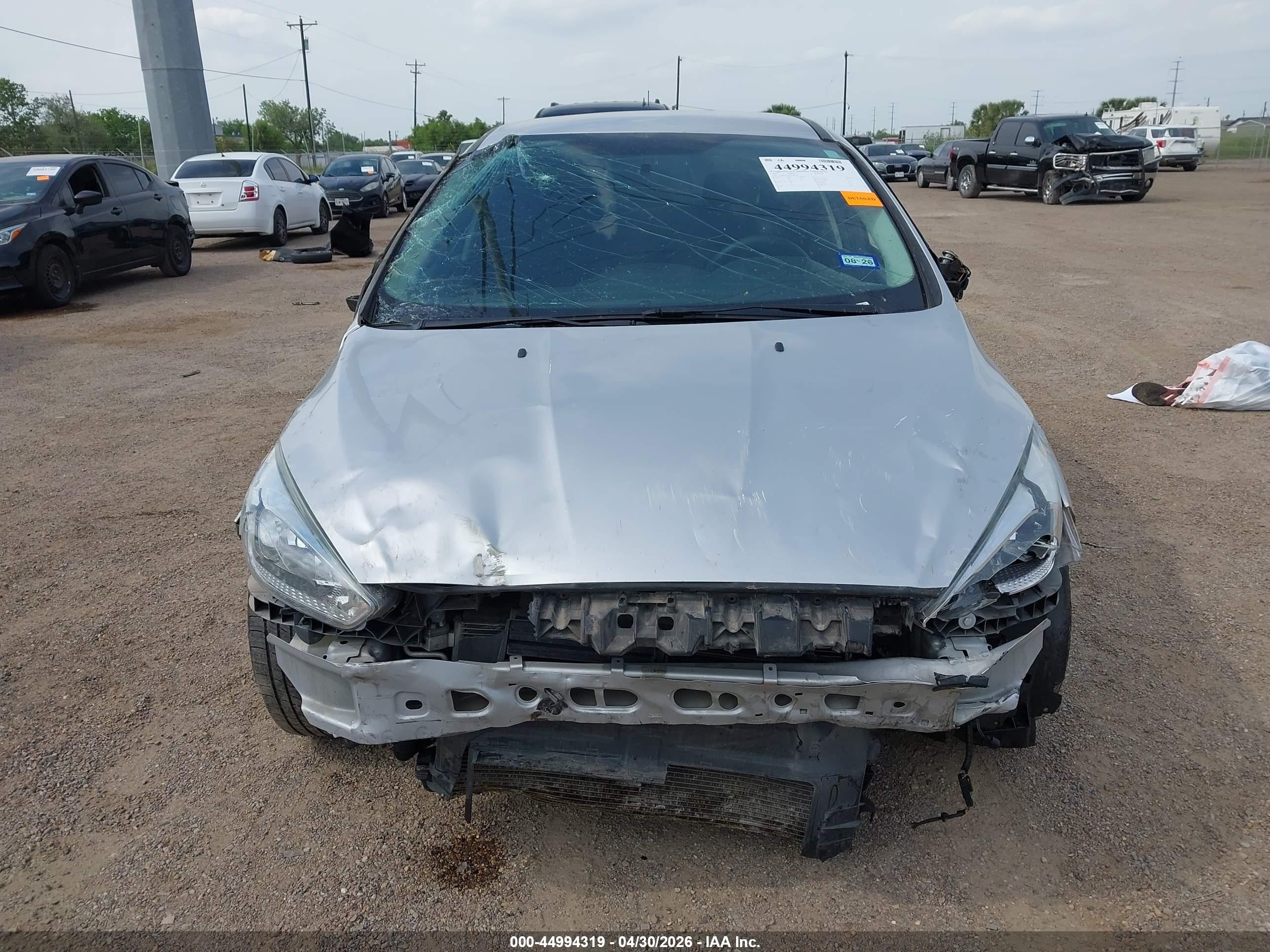 2015 Ford Focus S Silver vin: 1FADP3E26FL299676