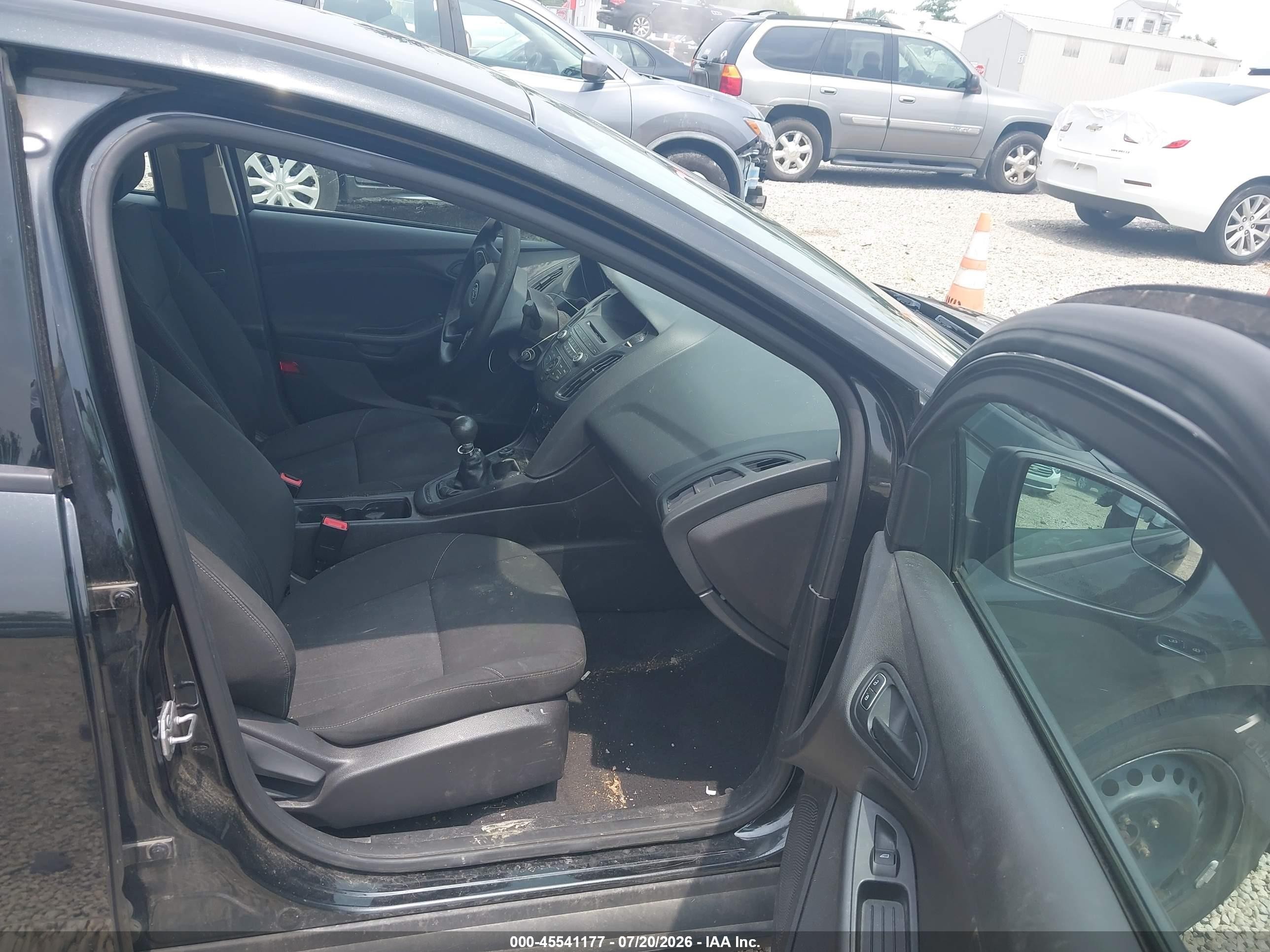 2015 Ford Focus S Black vin: 1FADP3E26FL373954