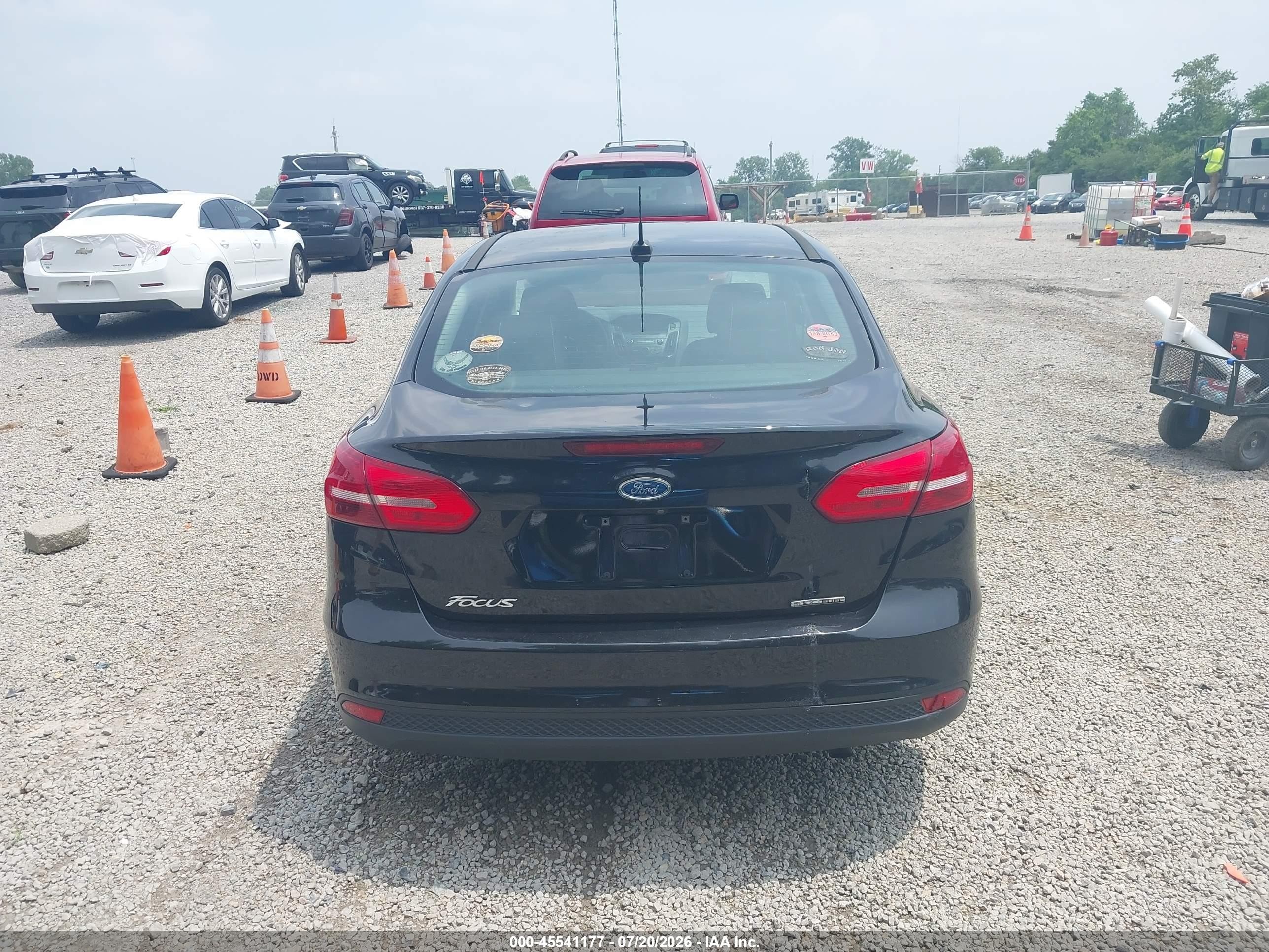2015 Ford Focus S Black vin: 1FADP3E26FL373954