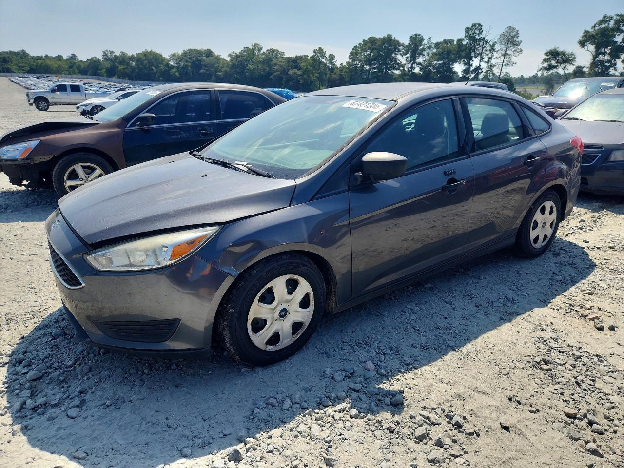 2016 Ford Focus S Gray vin: 1FADP3E26GL241407