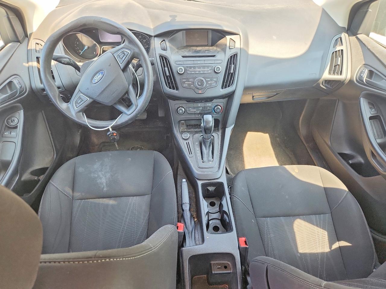 2016 Ford Focus S Gray vin: 1FADP3E26GL241407