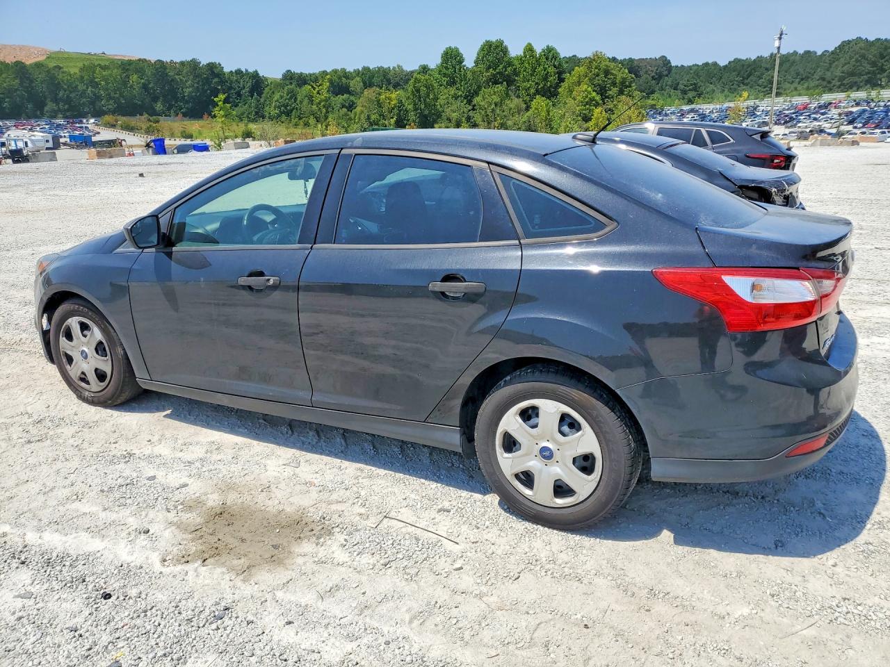 2013 Ford Focus S Черный vin: 1FADP3E27DL120977