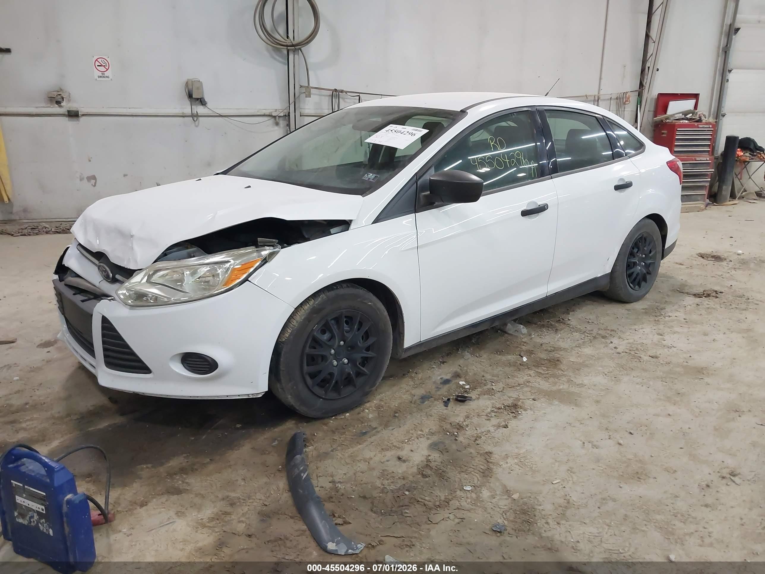 2013 Ford Focus S White vin: 1FADP3E27DL275819