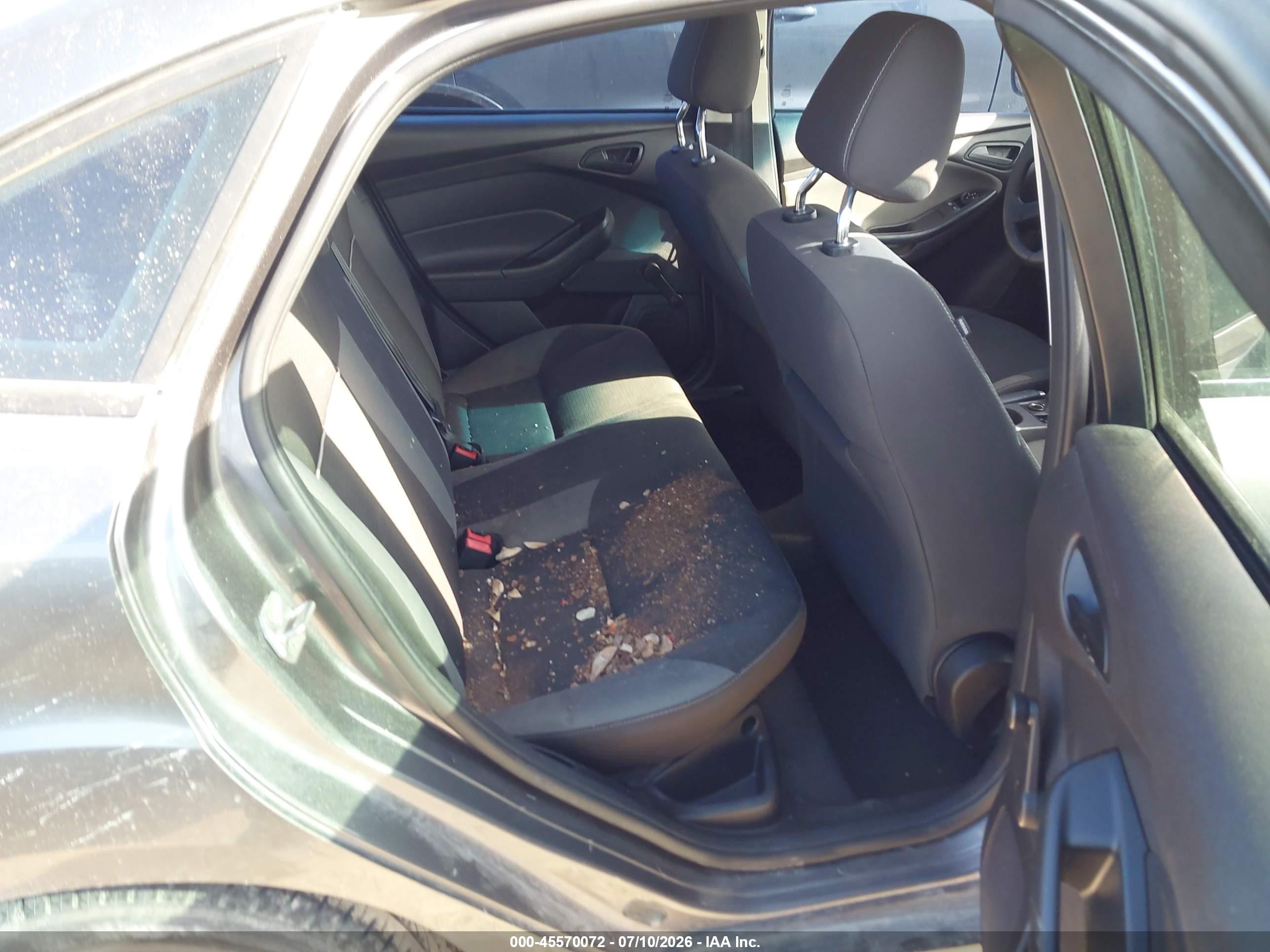 2014 Ford Focus S Gray vin: 1FADP3E27EL254051