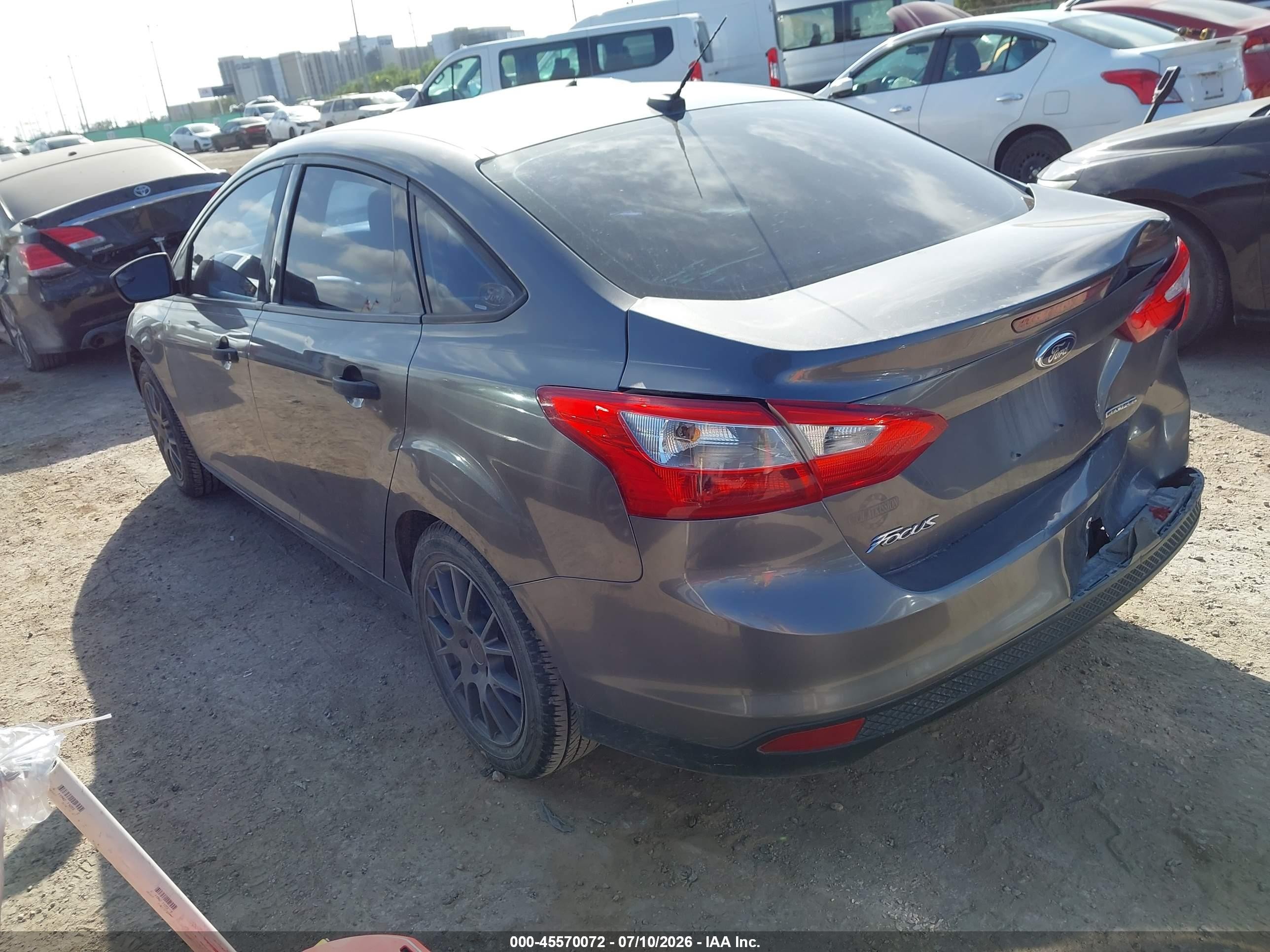 2014 Ford Focus S Gray vin: 1FADP3E27EL254051