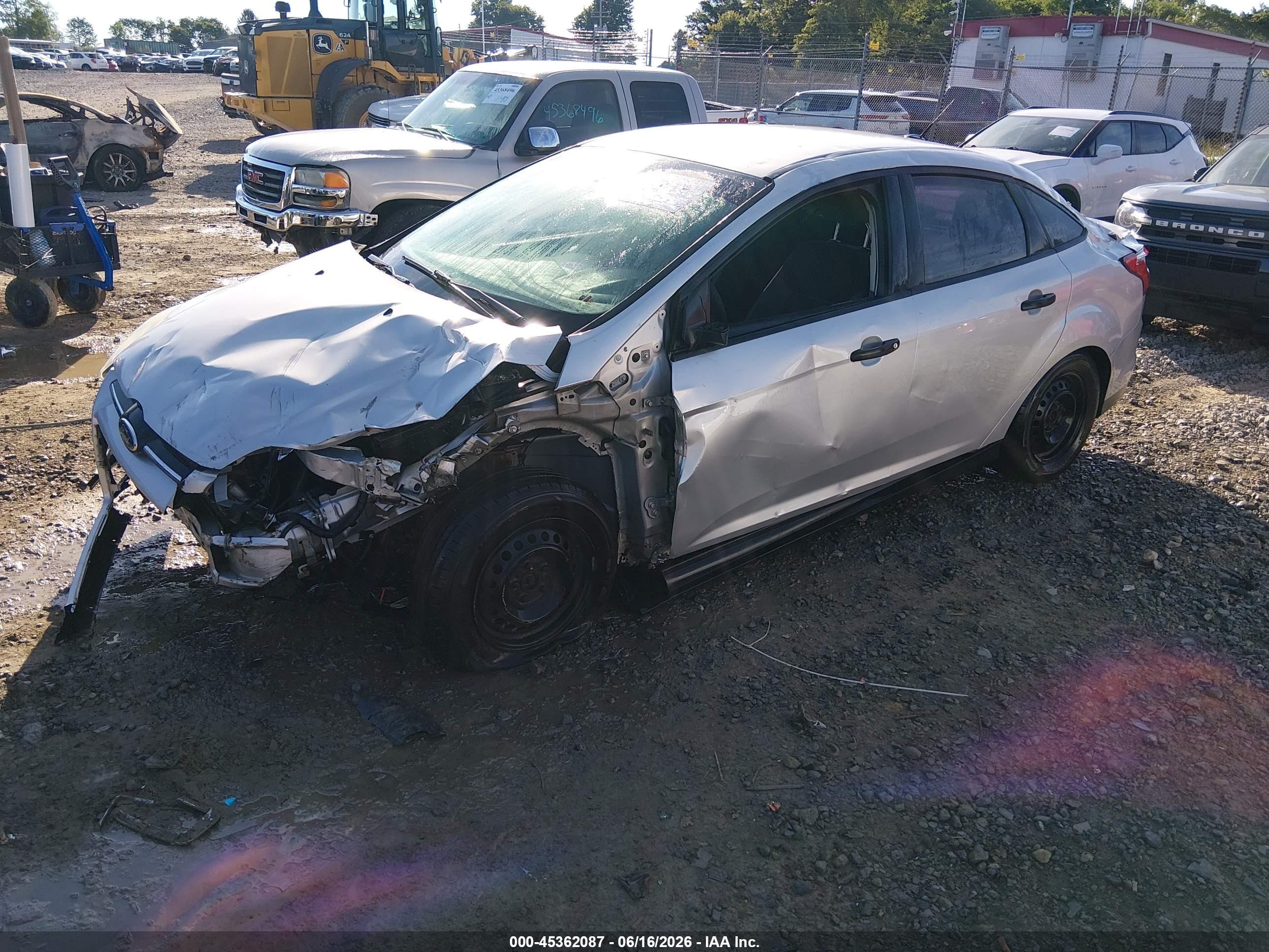 2014 Ford Focus S Silver vin: 1FADP3E27EL329900