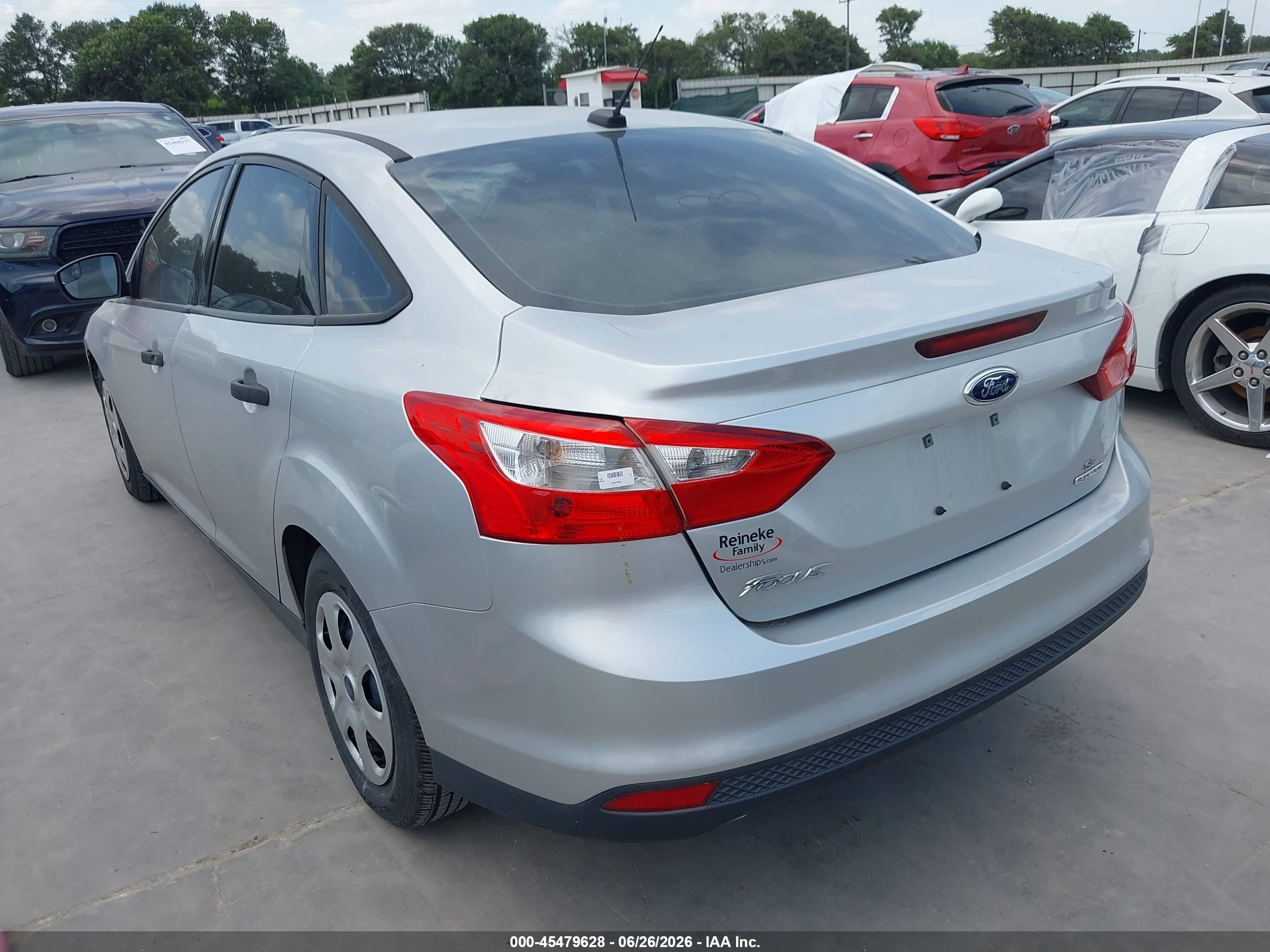 2014 Ford Focus S Silver vin: 1FADP3E27EL432508