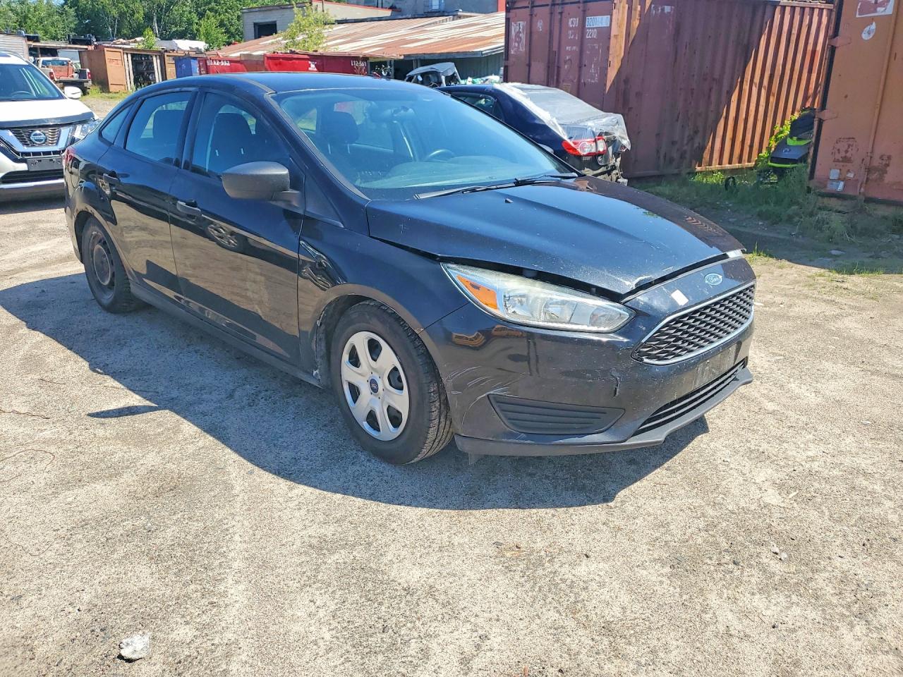 2015 Ford Focus S Черный vin: 1FADP3E27FL290520