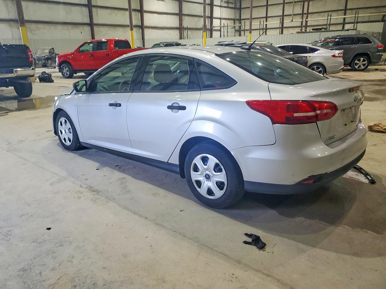 2015 Ford Focus S Gray vin: 1FADP3E27FL323161