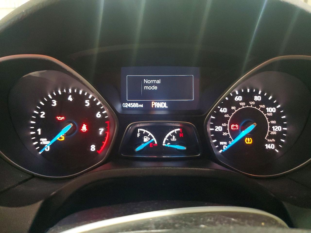 2015 Ford Focus S Gray vin: 1FADP3E27FL323161