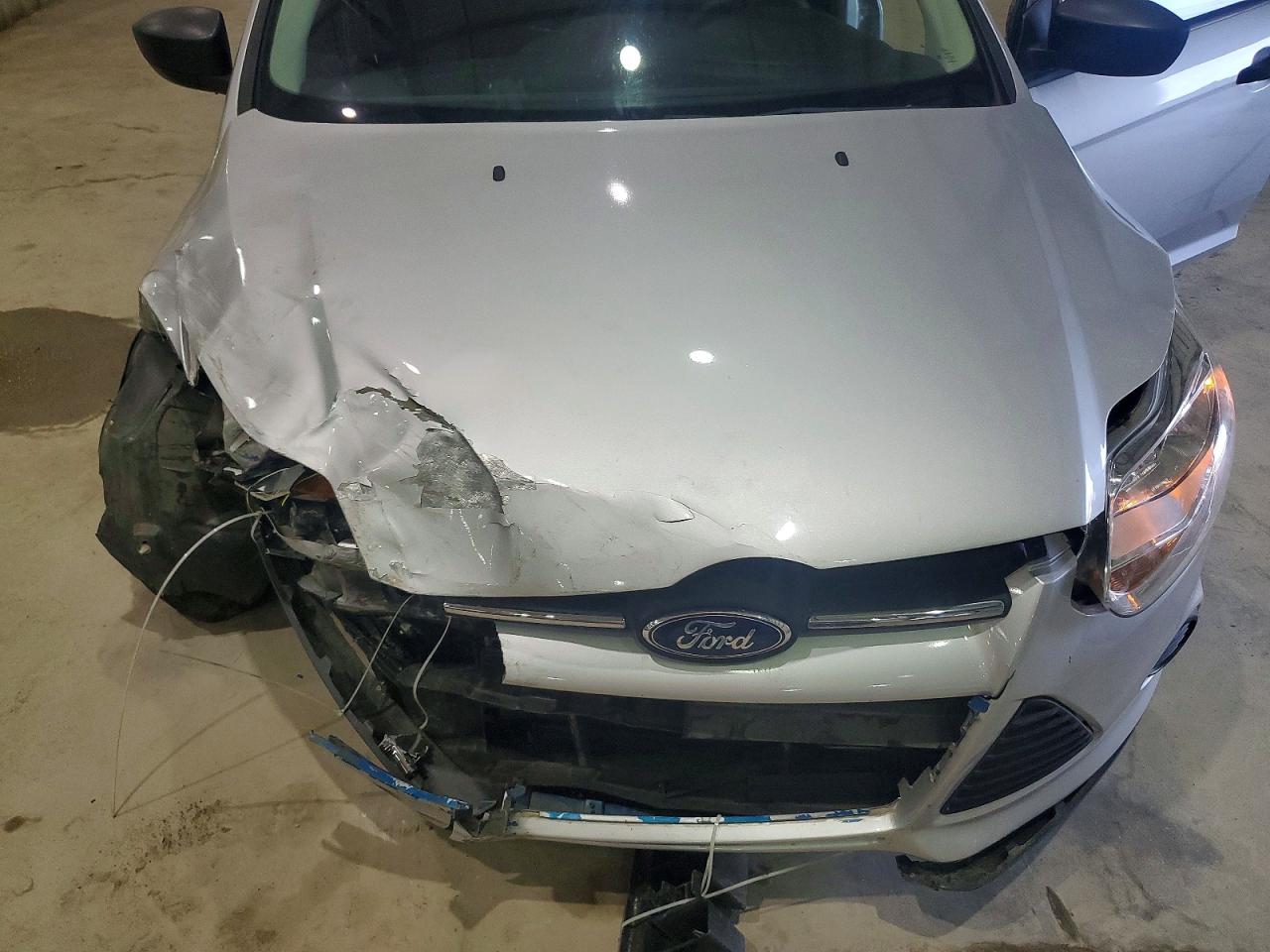 2015 Ford Focus S Gray vin: 1FADP3E27FL323161