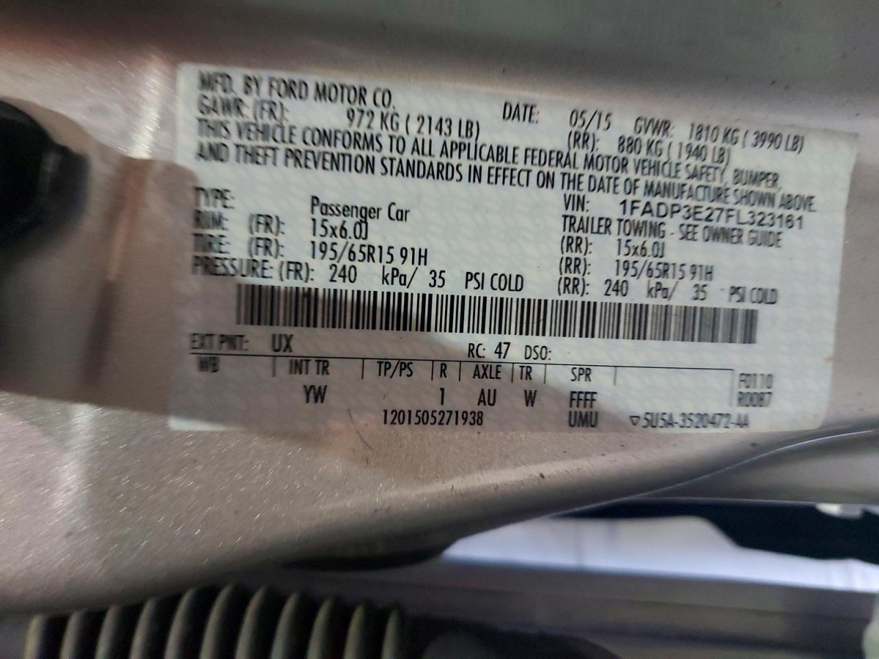 2015 Ford Focus S Gray vin: 1FADP3E27FL323161