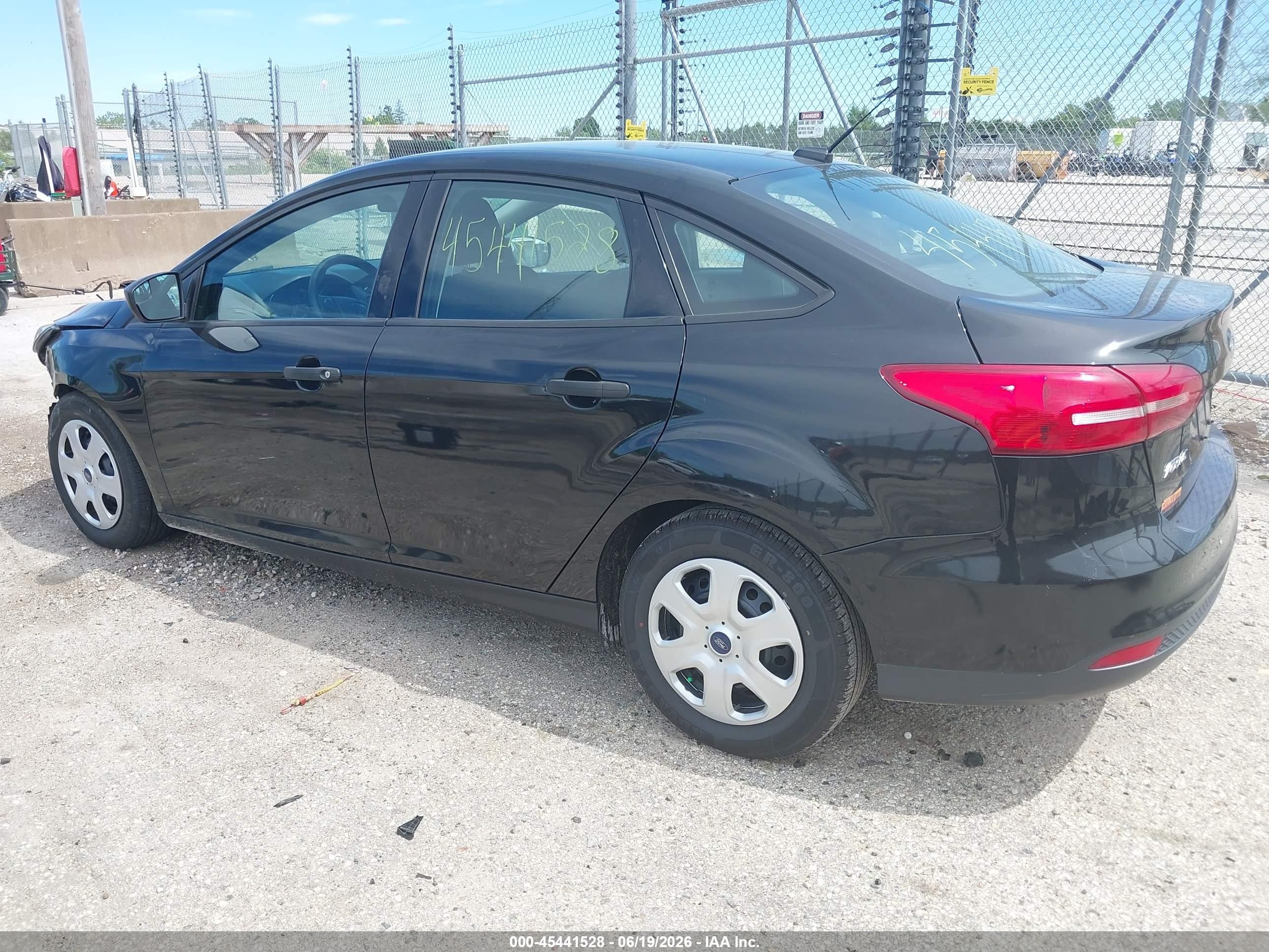 2015 Ford Focus S Black vin: 1FADP3E27FL340445