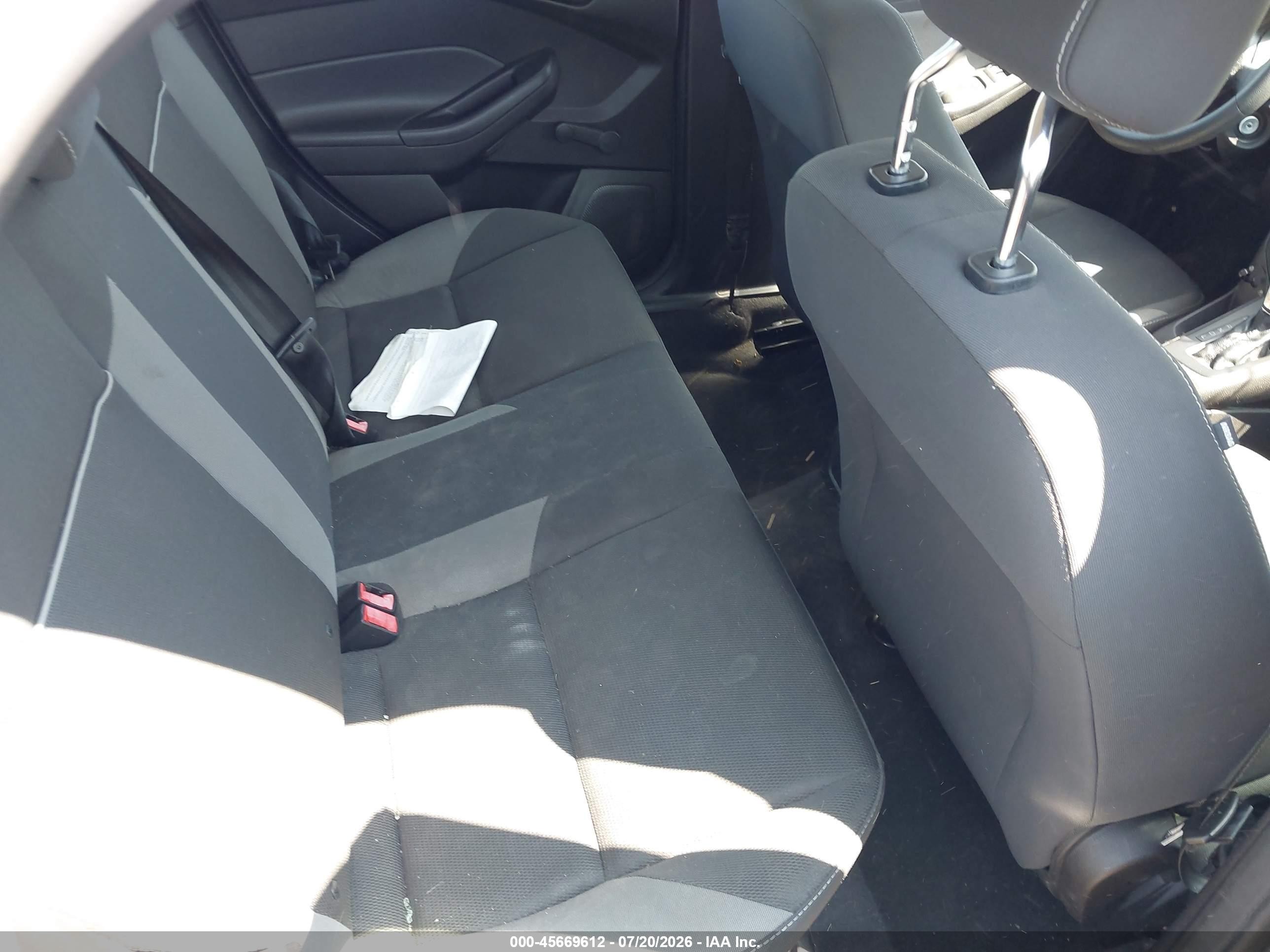 2013 Ford Focus S Gray vin: 1FADP3E28DL206492