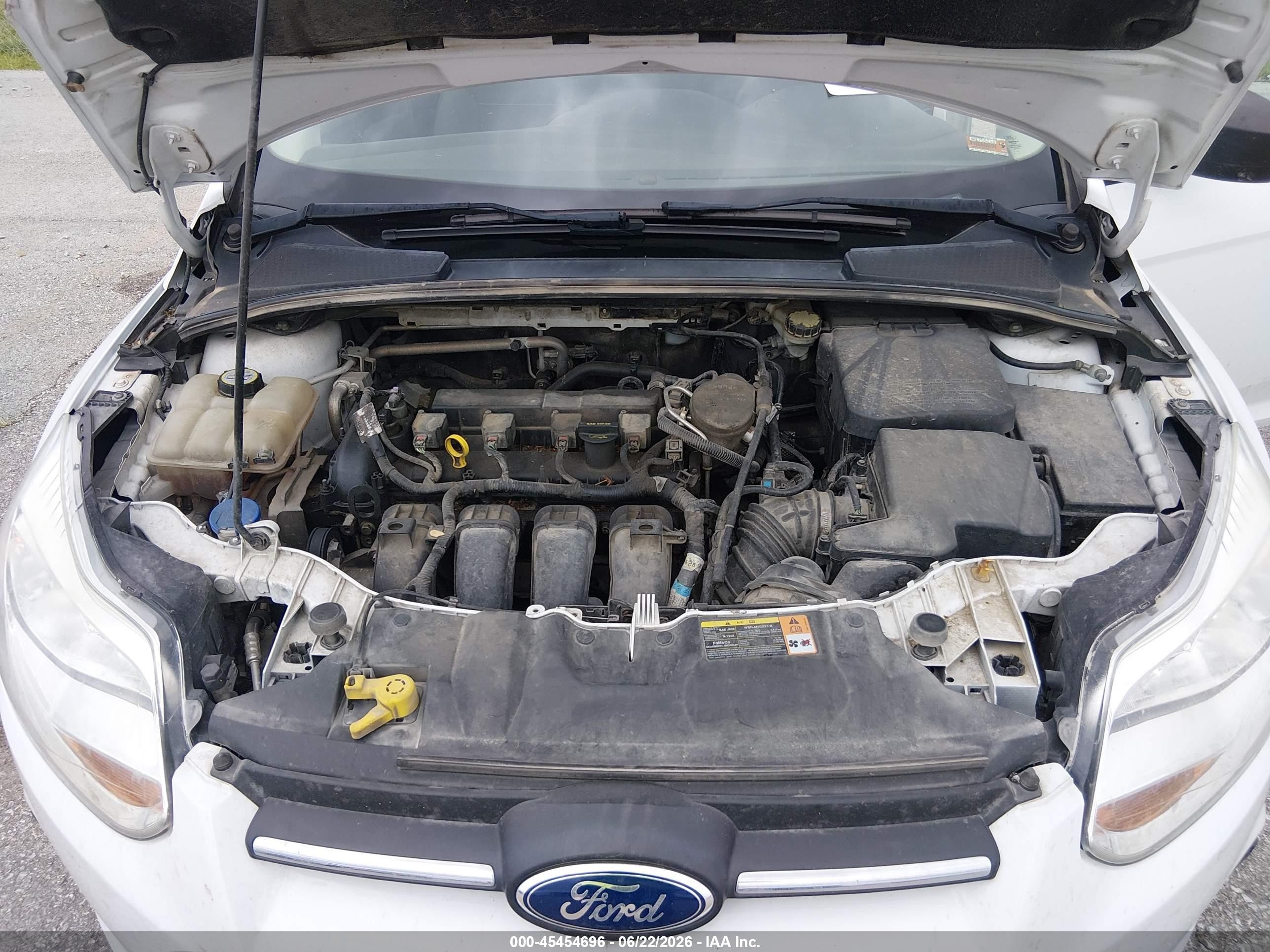 2013 Ford Focus S White vin: 1FADP3E28DL352312