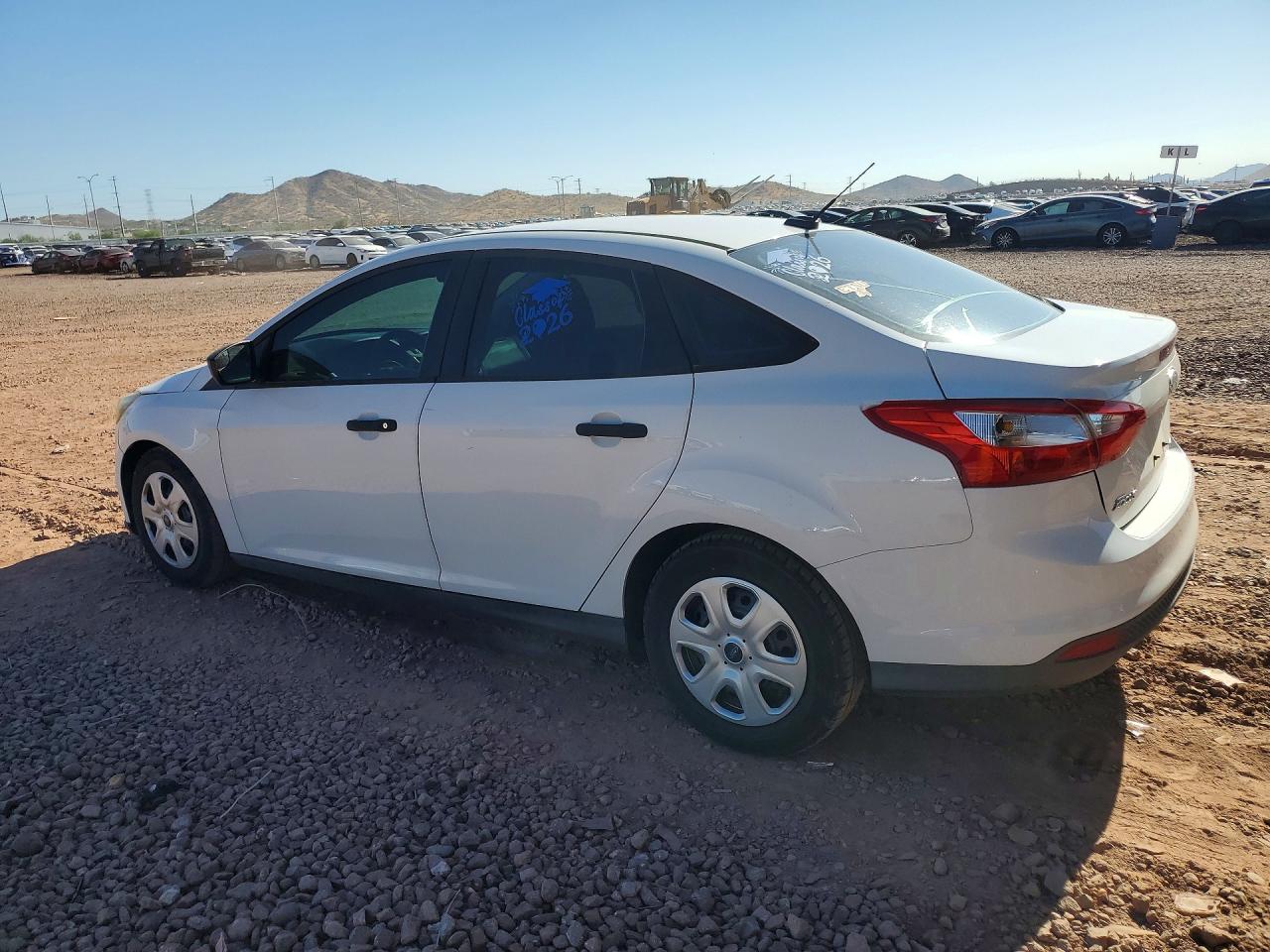 2013 Ford Focus S White vin: 1FADP3E28DL382359