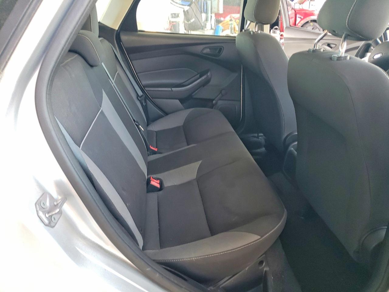 2014 Ford Focus S Silver vin: 1FADP3E28EL150779