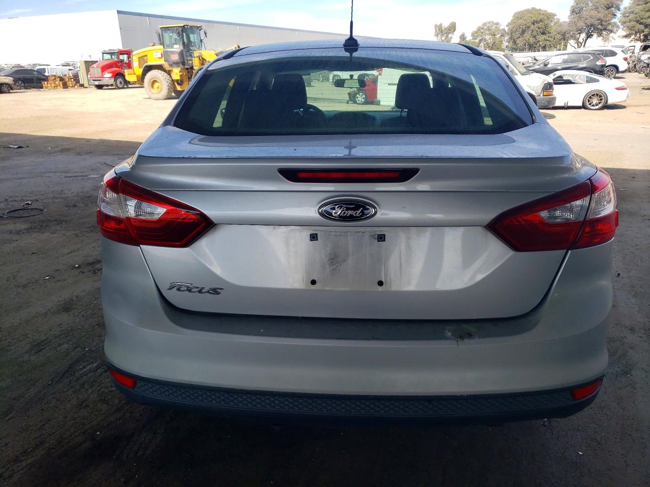 2014 Ford Focus S Silver vin: 1FADP3E28EL150779