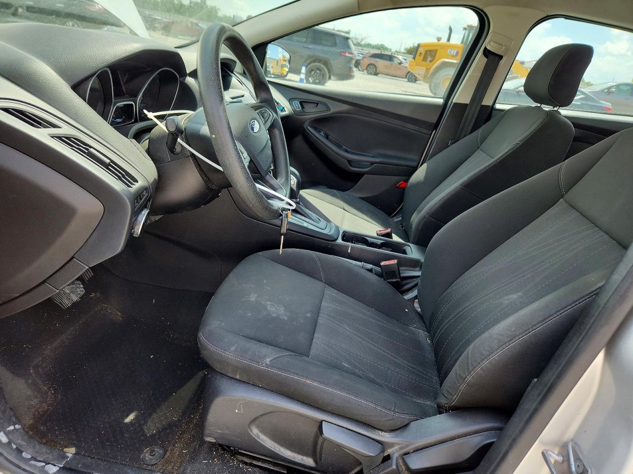 2015 Ford Focus S Silver vin: 1FADP3E28FL339594