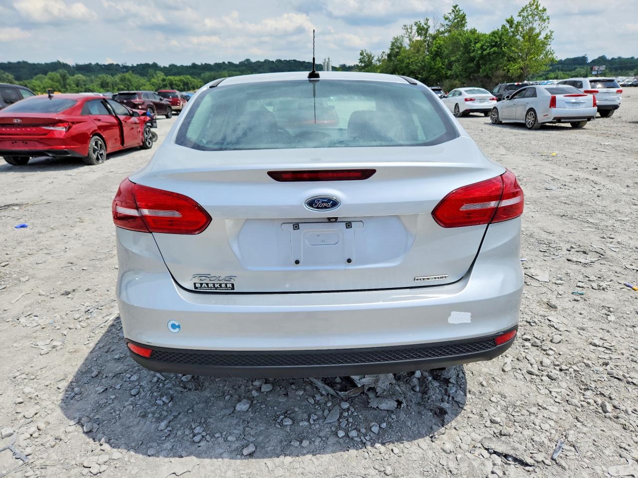 2015 Ford Focus S Silver vin: 1FADP3E28FL339594