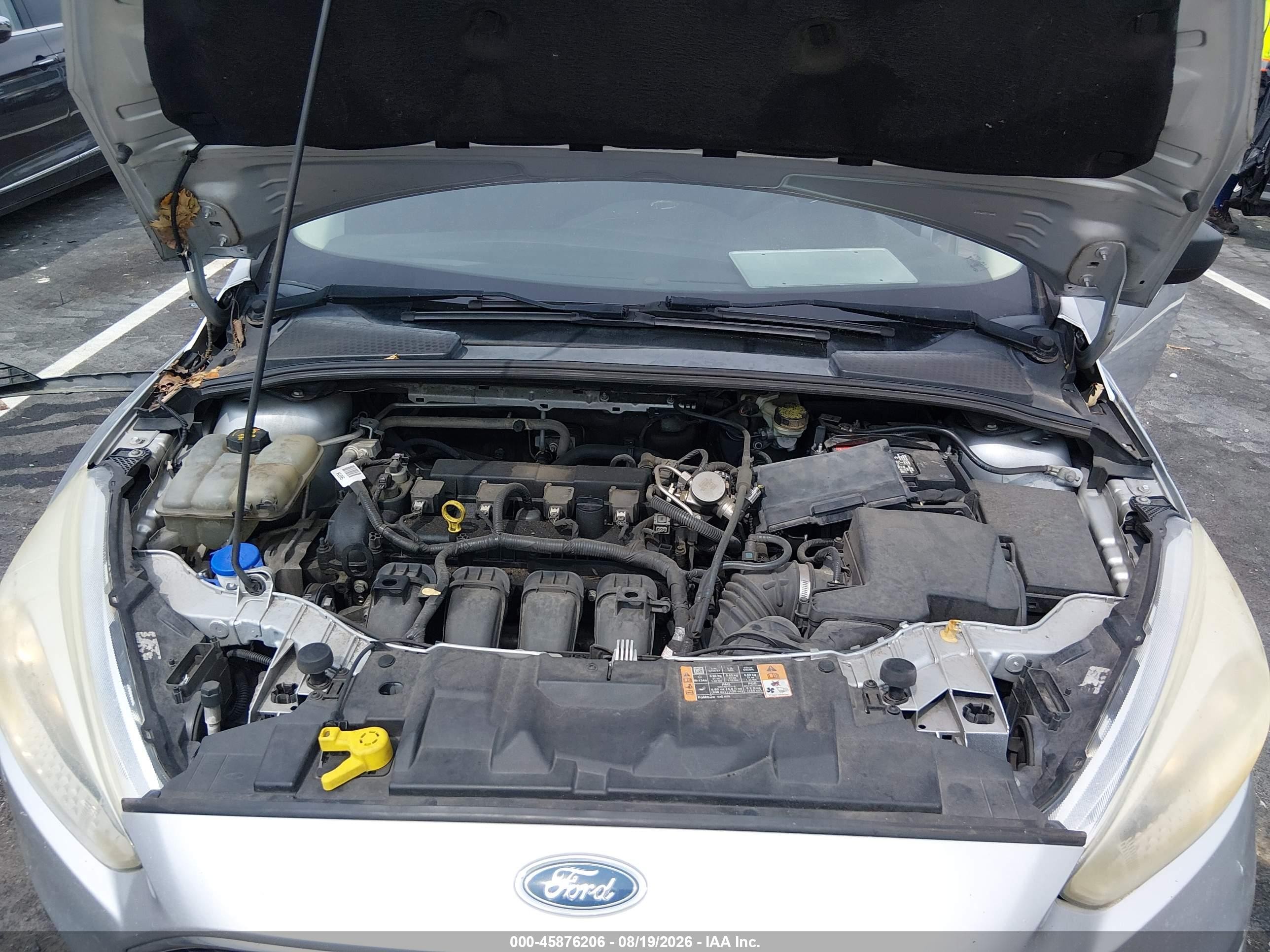 2016 Ford Focus S Silver vin: 1FADP3E28GL366019