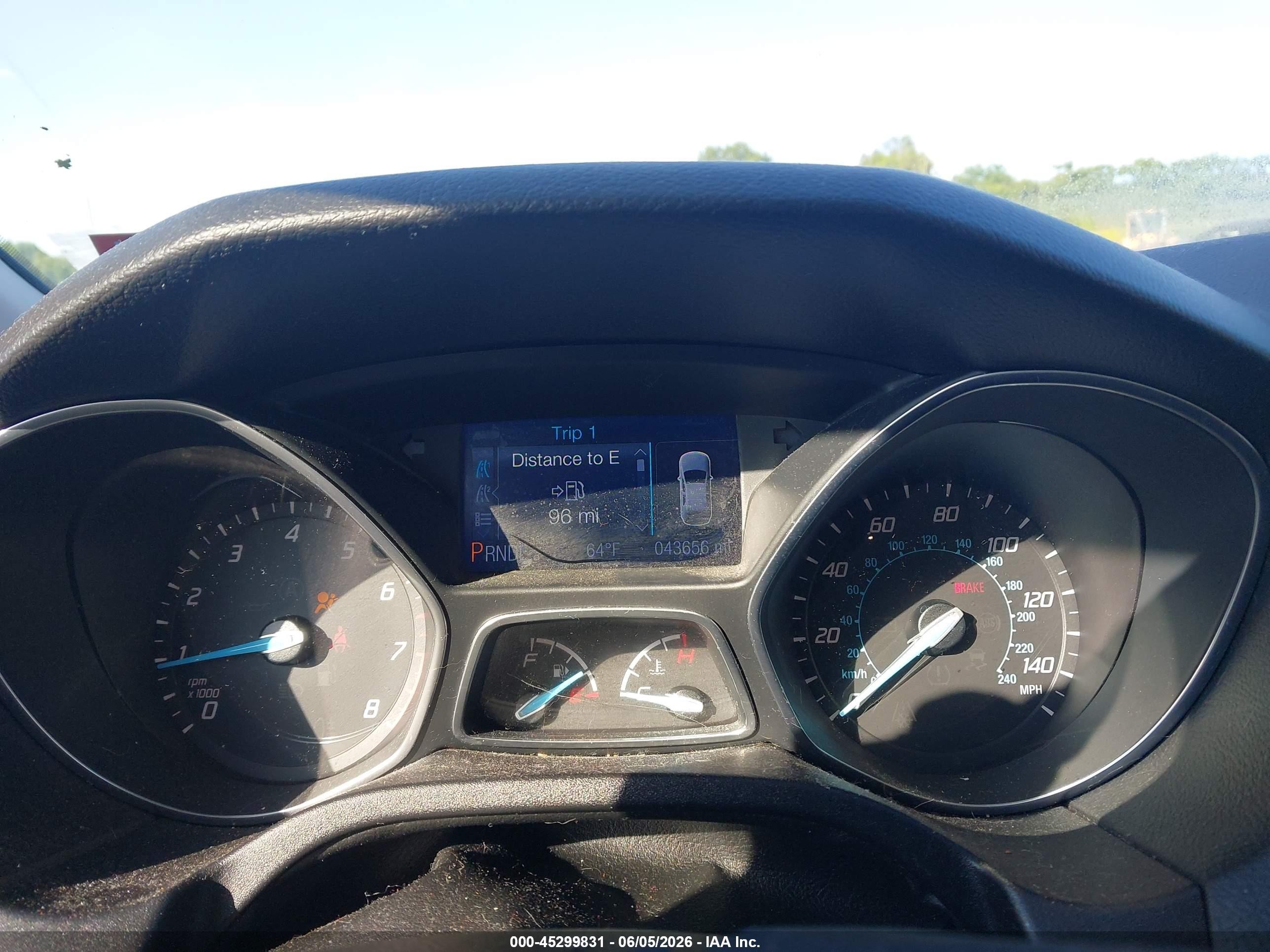 2013 Ford Focus S Silver vin: 1FADP3E2XDL294042