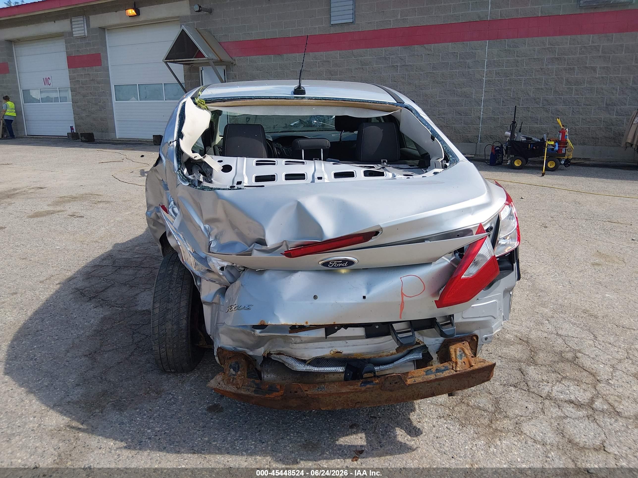 2013 Ford Focus S Silver vin: 1FADP3E2XDL307601