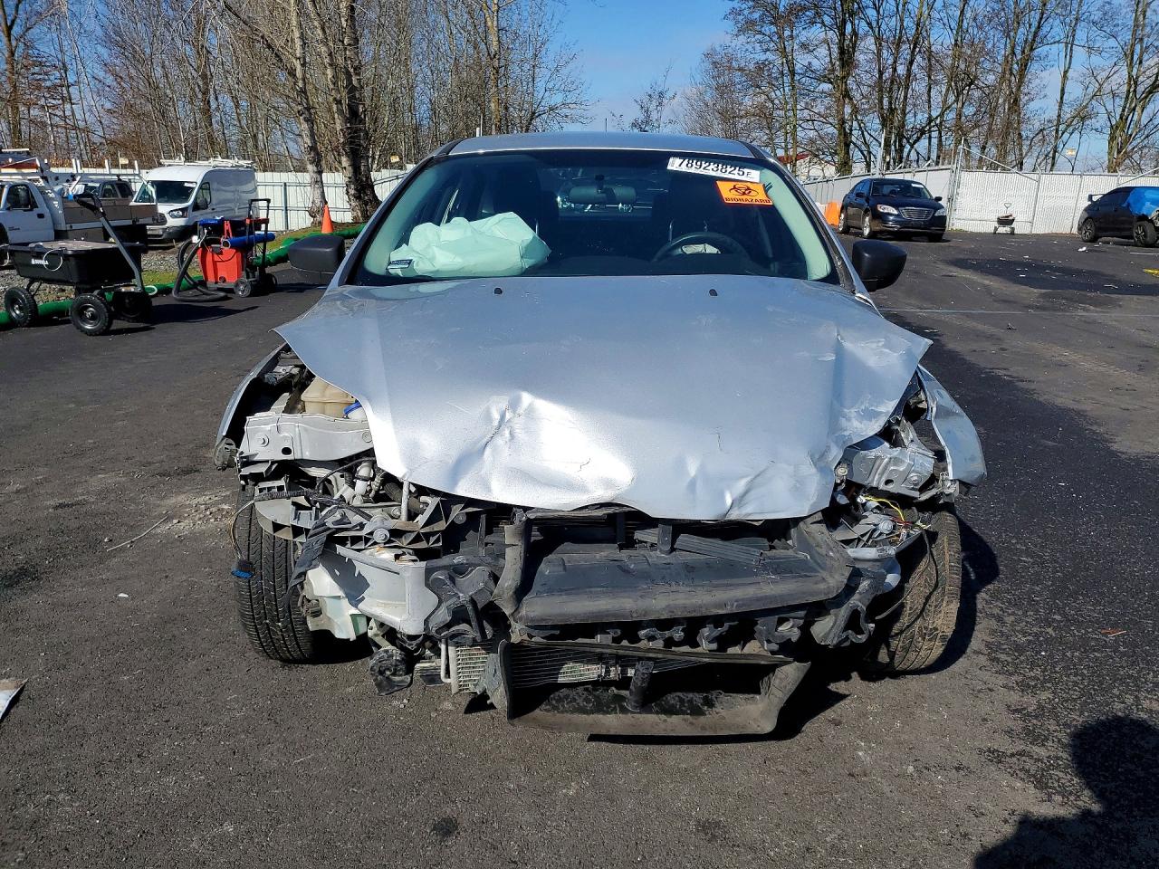 2014 Ford Focus S Silver vin: 1FADP3E2XEL413323