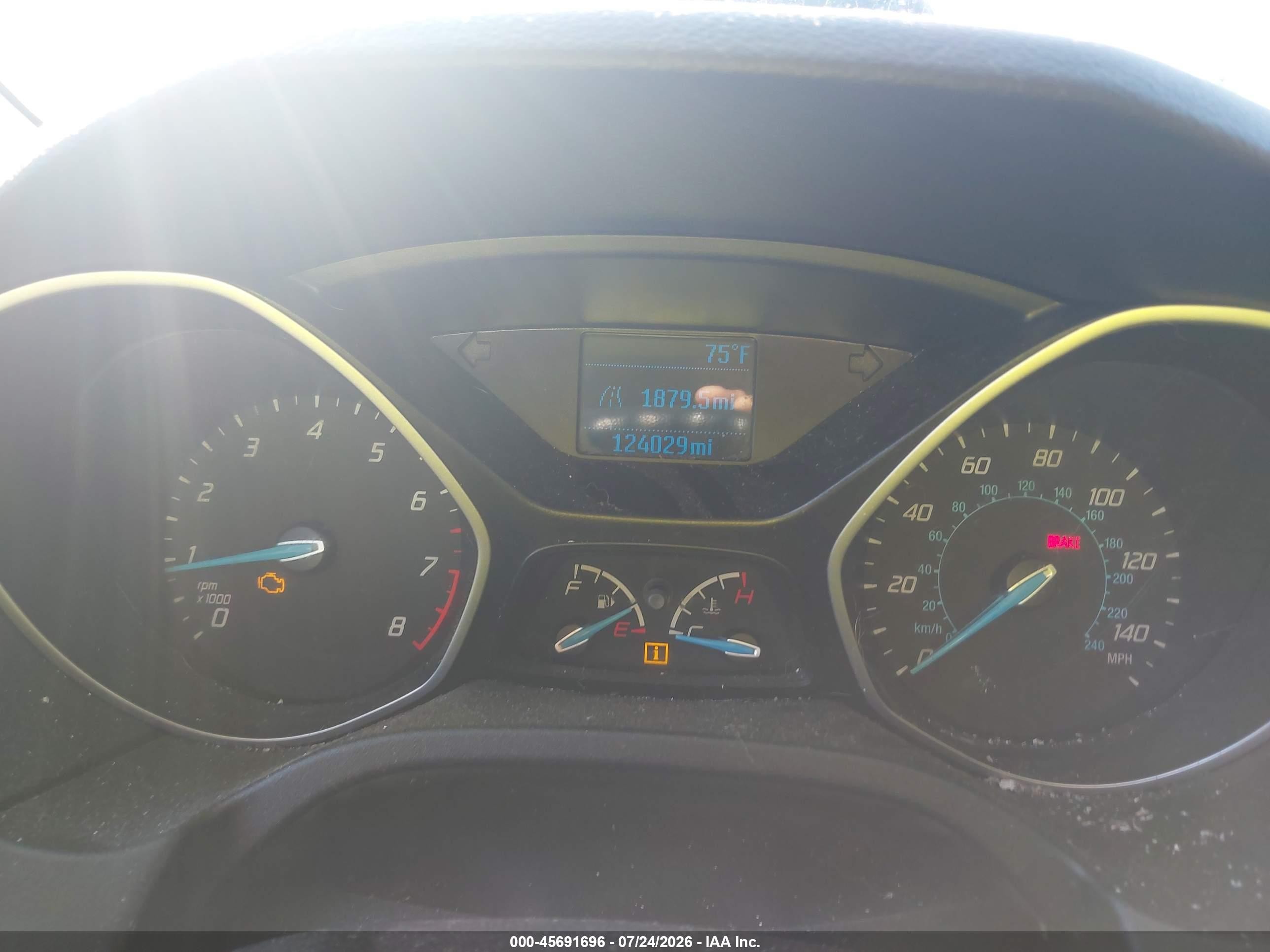 2014 Ford Focus S White vin: 1FADP3E2XEL417422