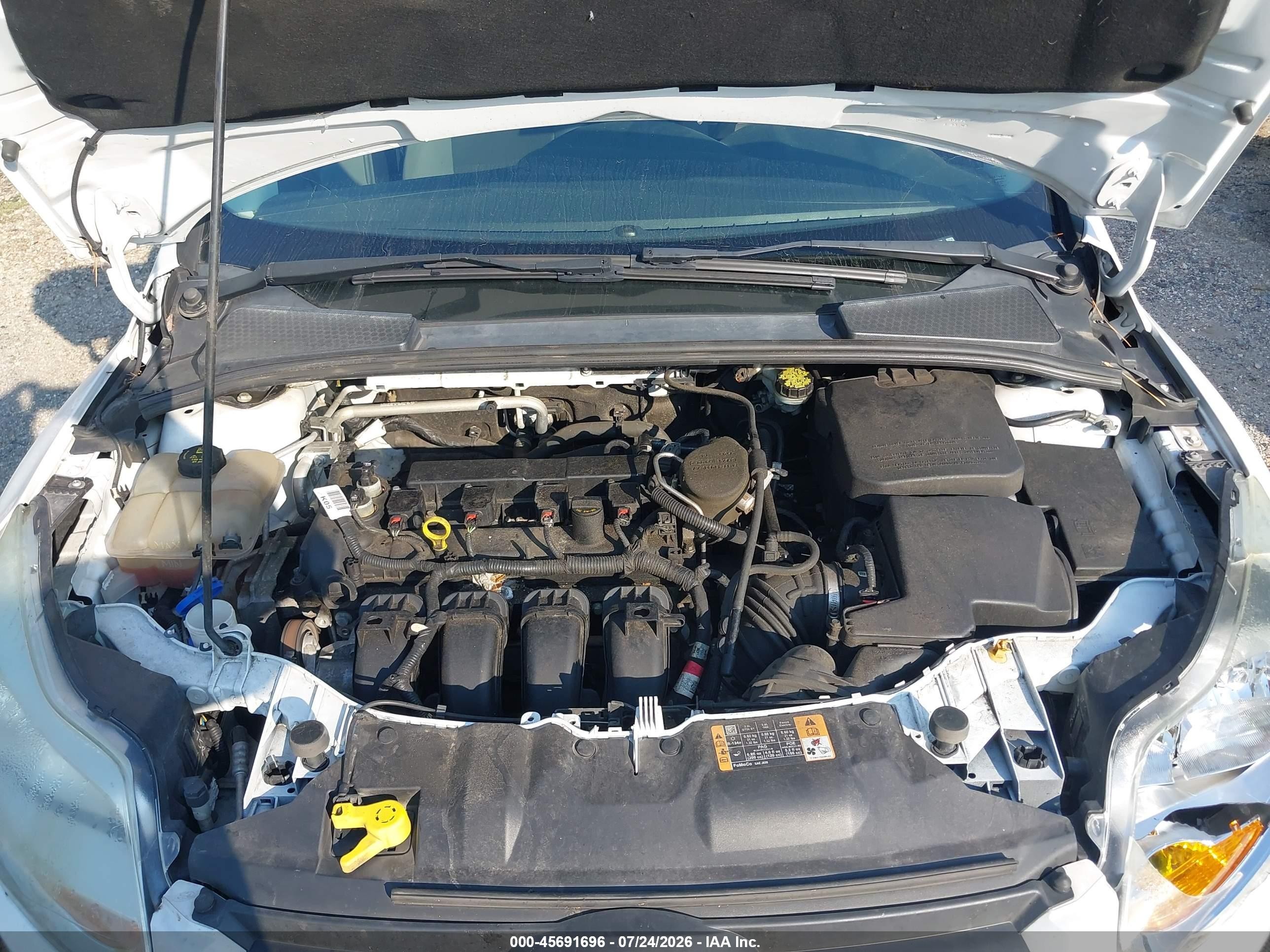 2014 Ford Focus S White vin: 1FADP3E2XEL417422