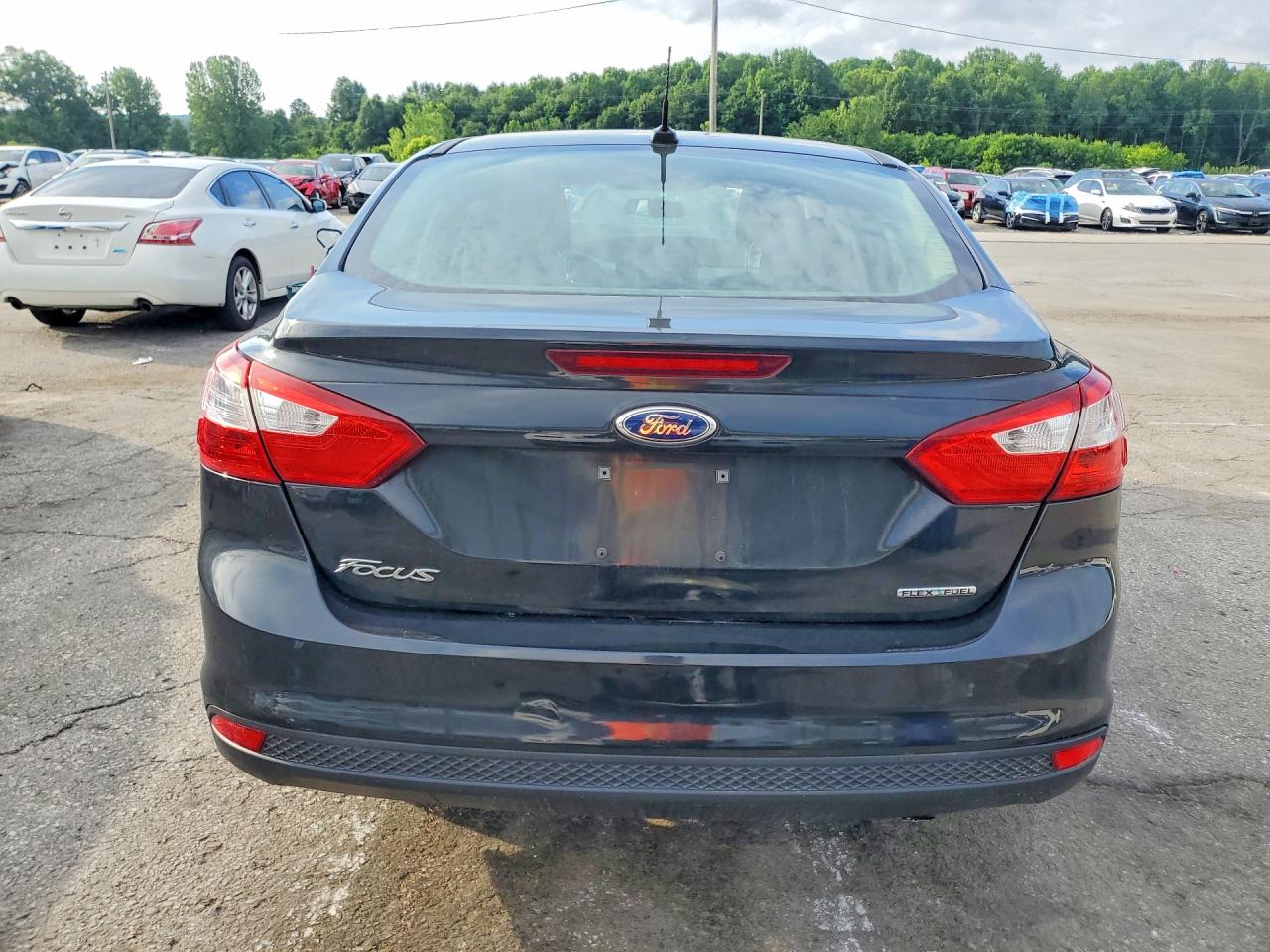 2014 Ford Focus Черный vin: 1FADP3E2XEL418585