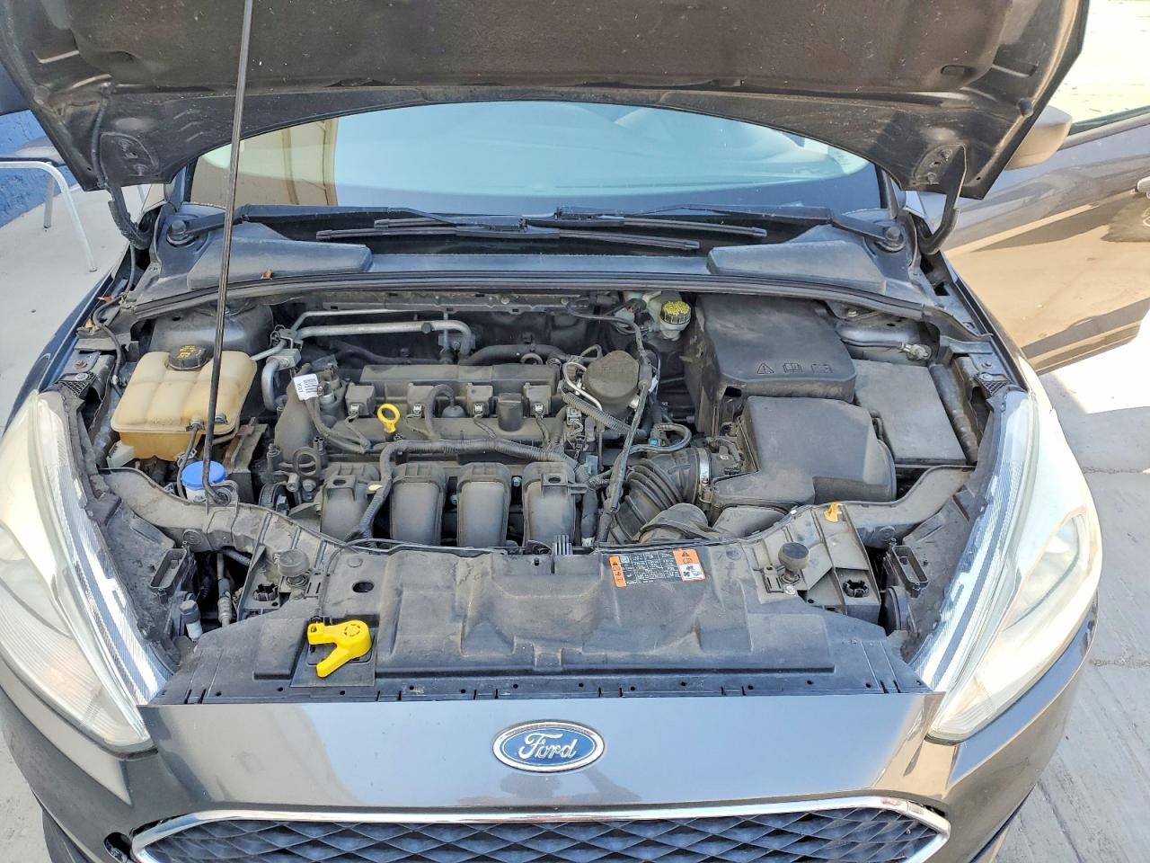 2015 Ford Focus S Gray vin: 1FADP3E2XFL255275