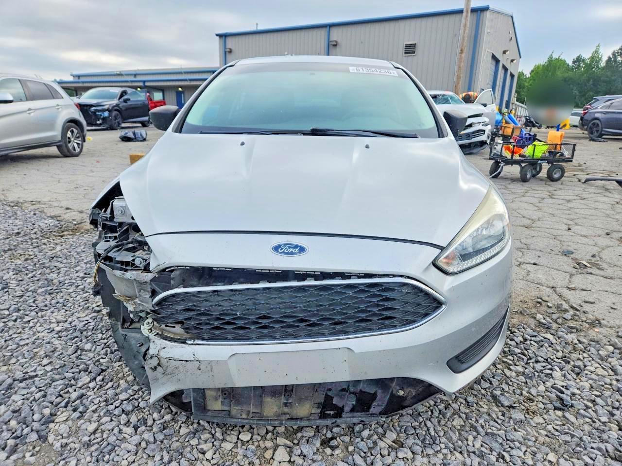 2015 Ford Focus S White vin: 1FADP3E2XFL298238