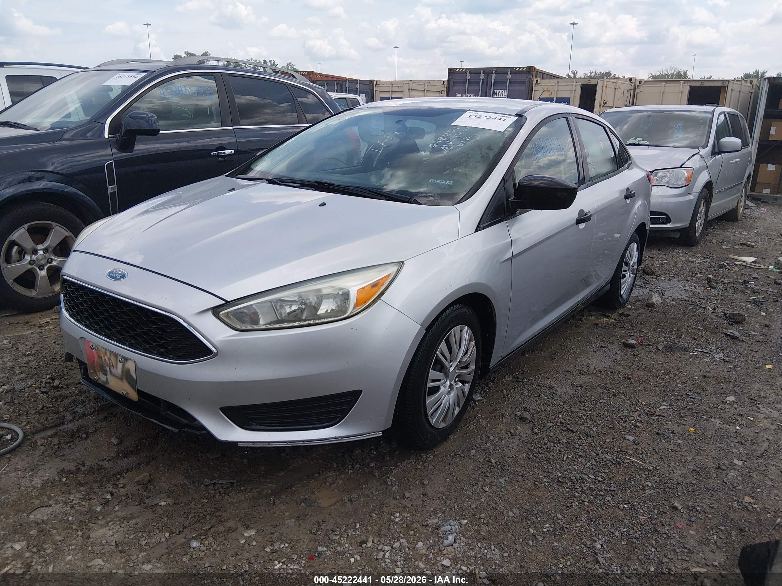 2015 Ford Focus S Gray vin: 1FADP3E2XFL298451