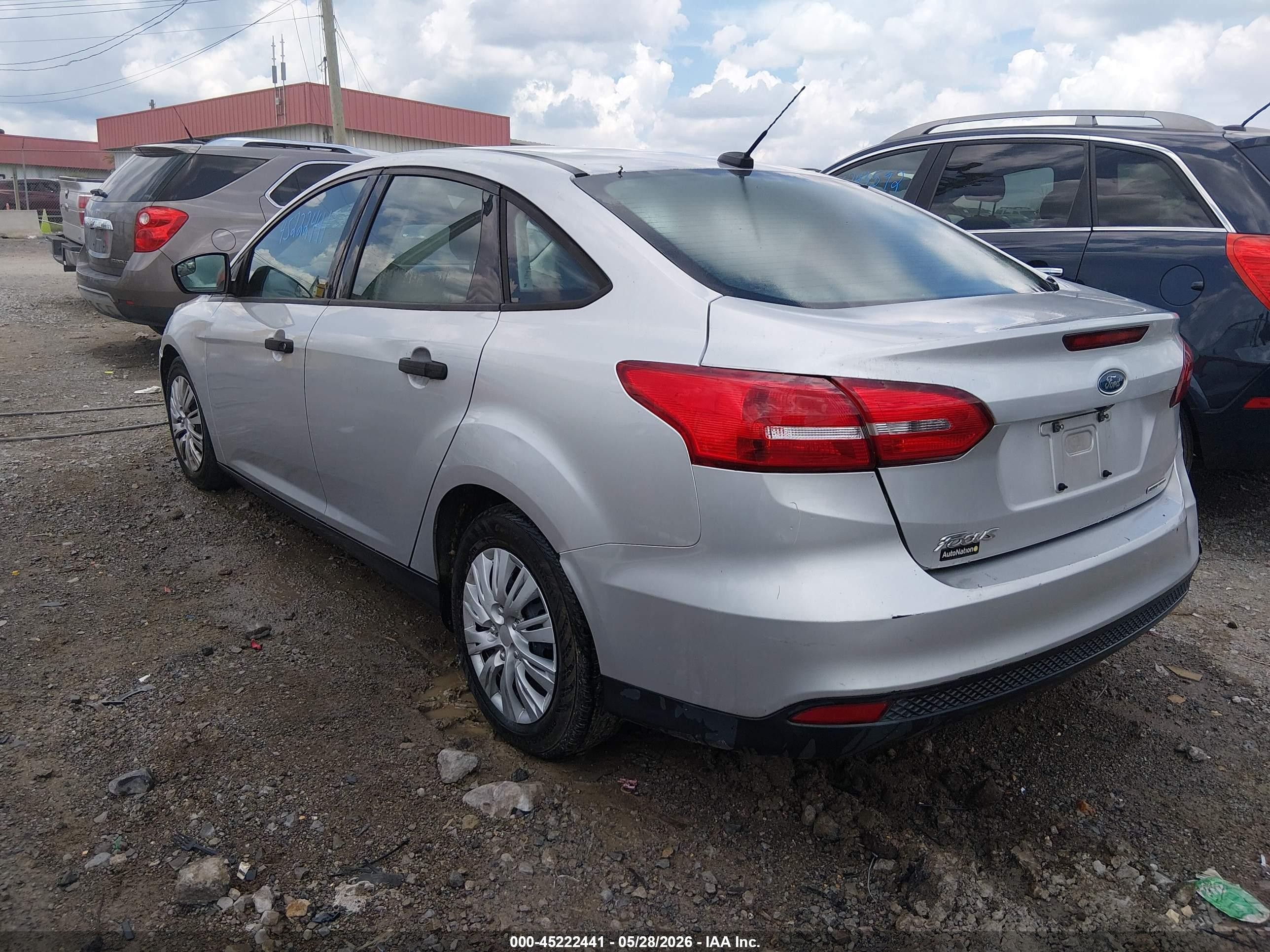 2015 Ford Focus S Gray vin: 1FADP3E2XFL298451