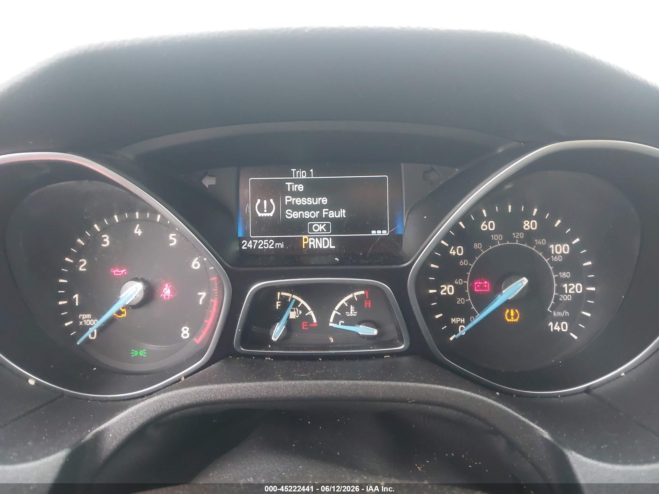 2015 Ford Focus S Gray vin: 1FADP3E2XFL298451