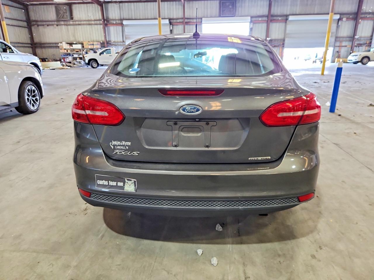 2015 Ford Focus S Gray vin: 1FADP3E2XFL340973