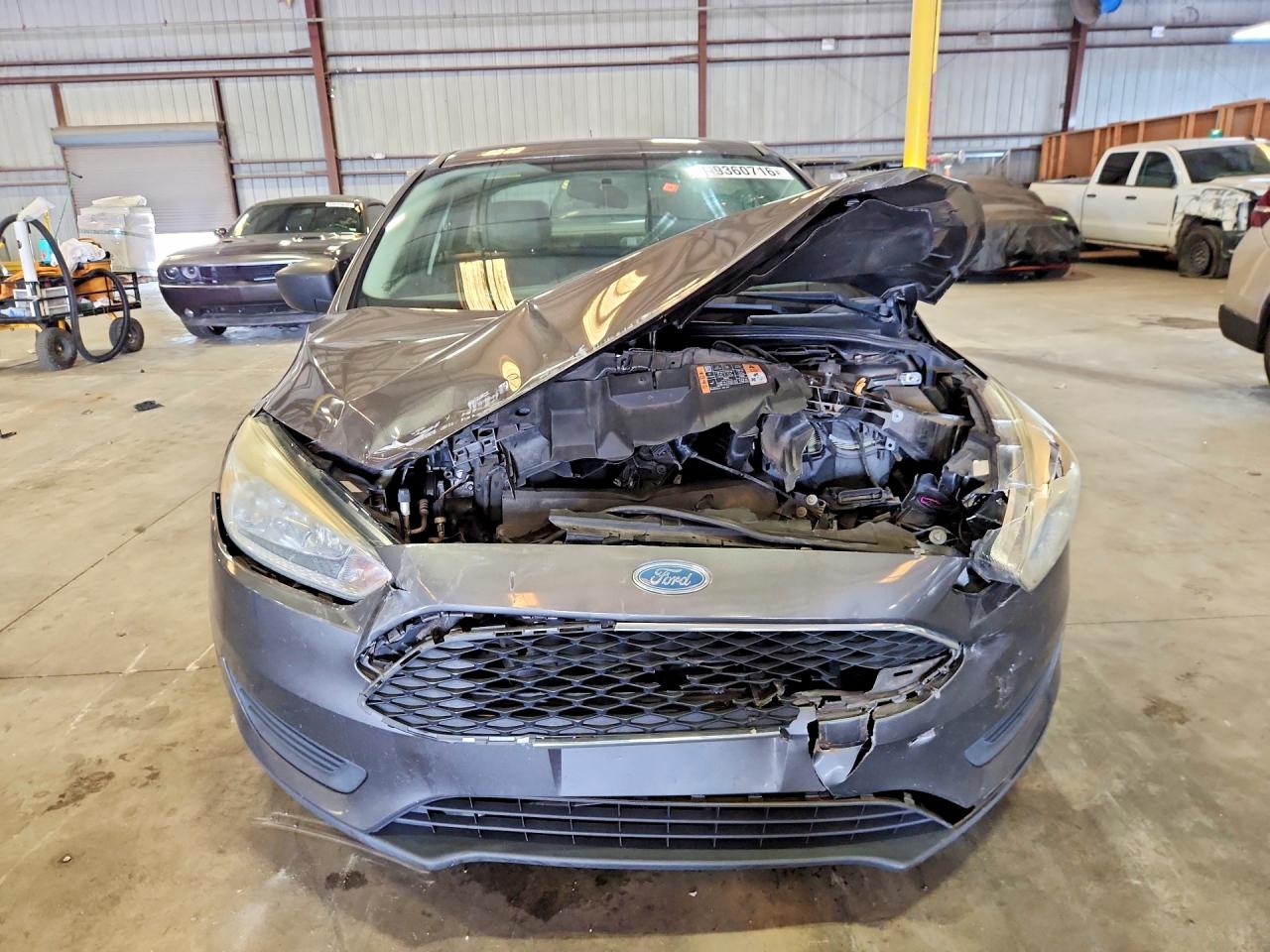 2015 Ford Focus S Gray vin: 1FADP3E2XFL340973