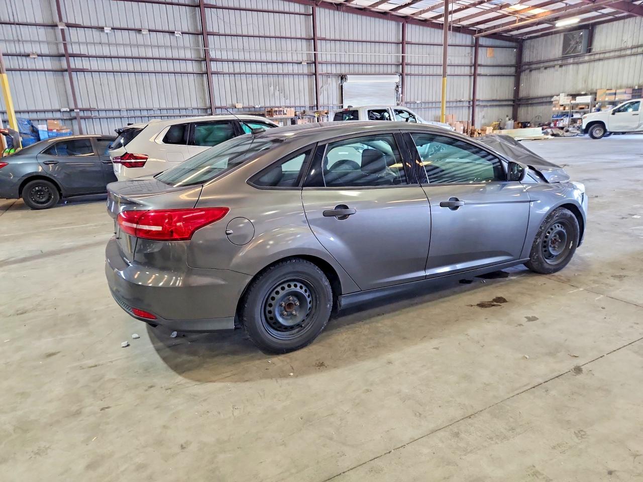 2015 Ford Focus S Gray vin: 1FADP3E2XFL340973