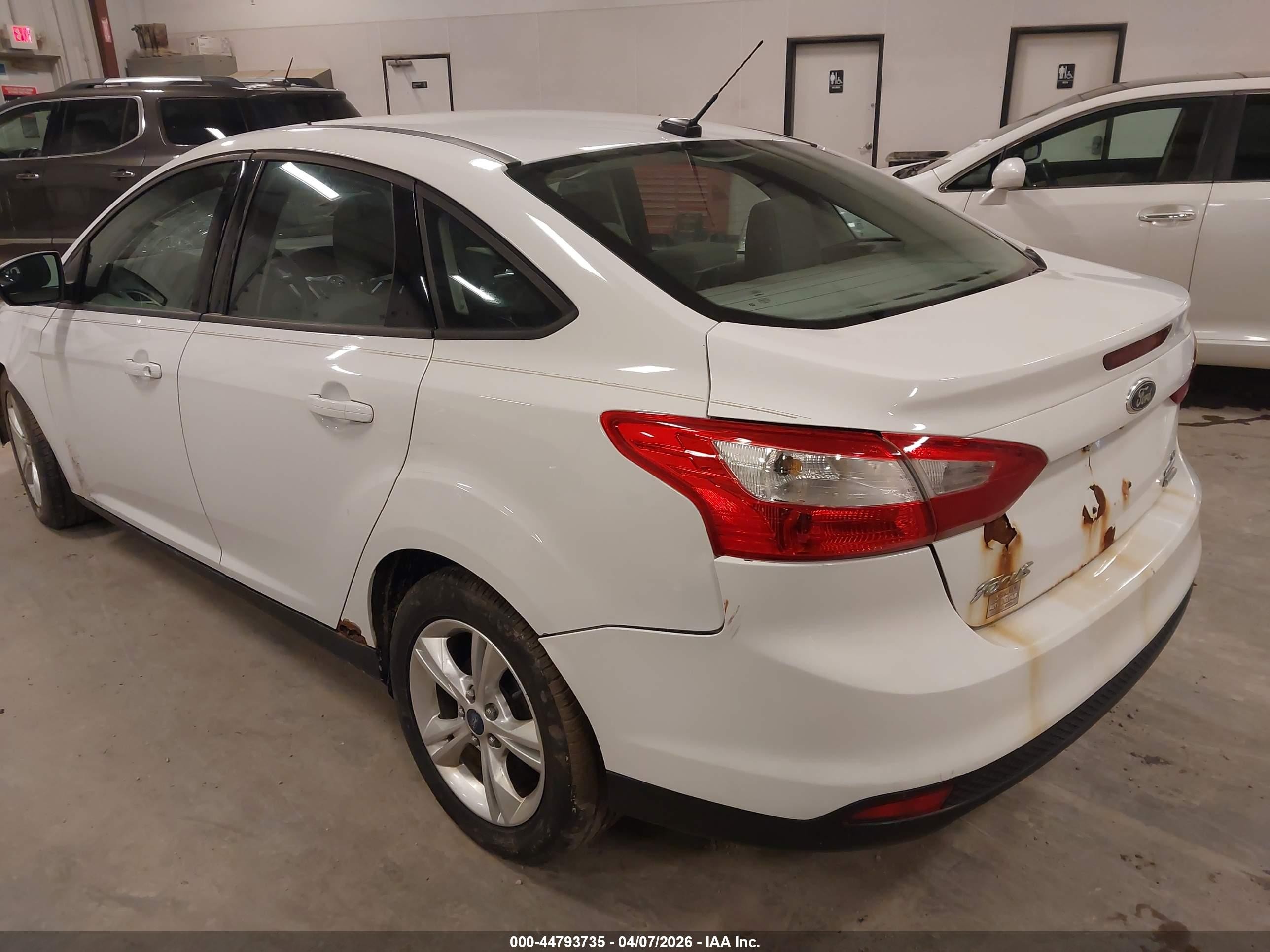 2013 Ford Focus Se White vin: 1FADP3F20DL114808