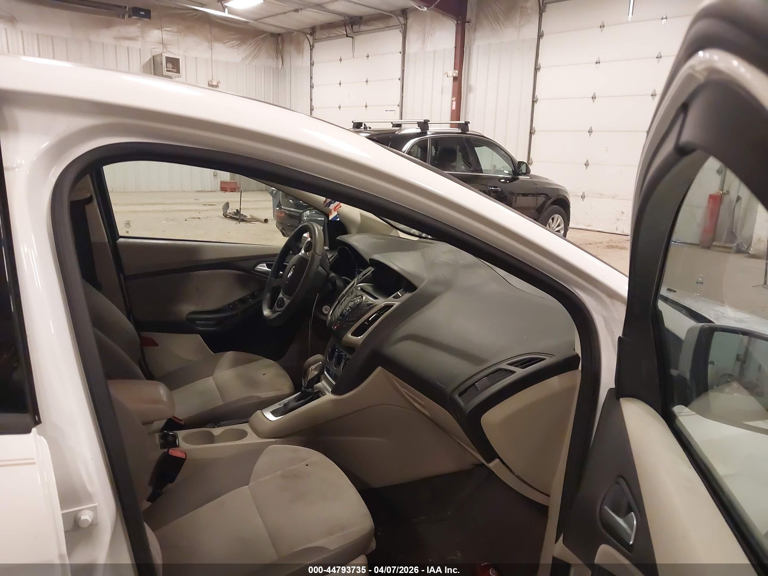 2013 Ford Focus Se White vin: 1FADP3F20DL114808