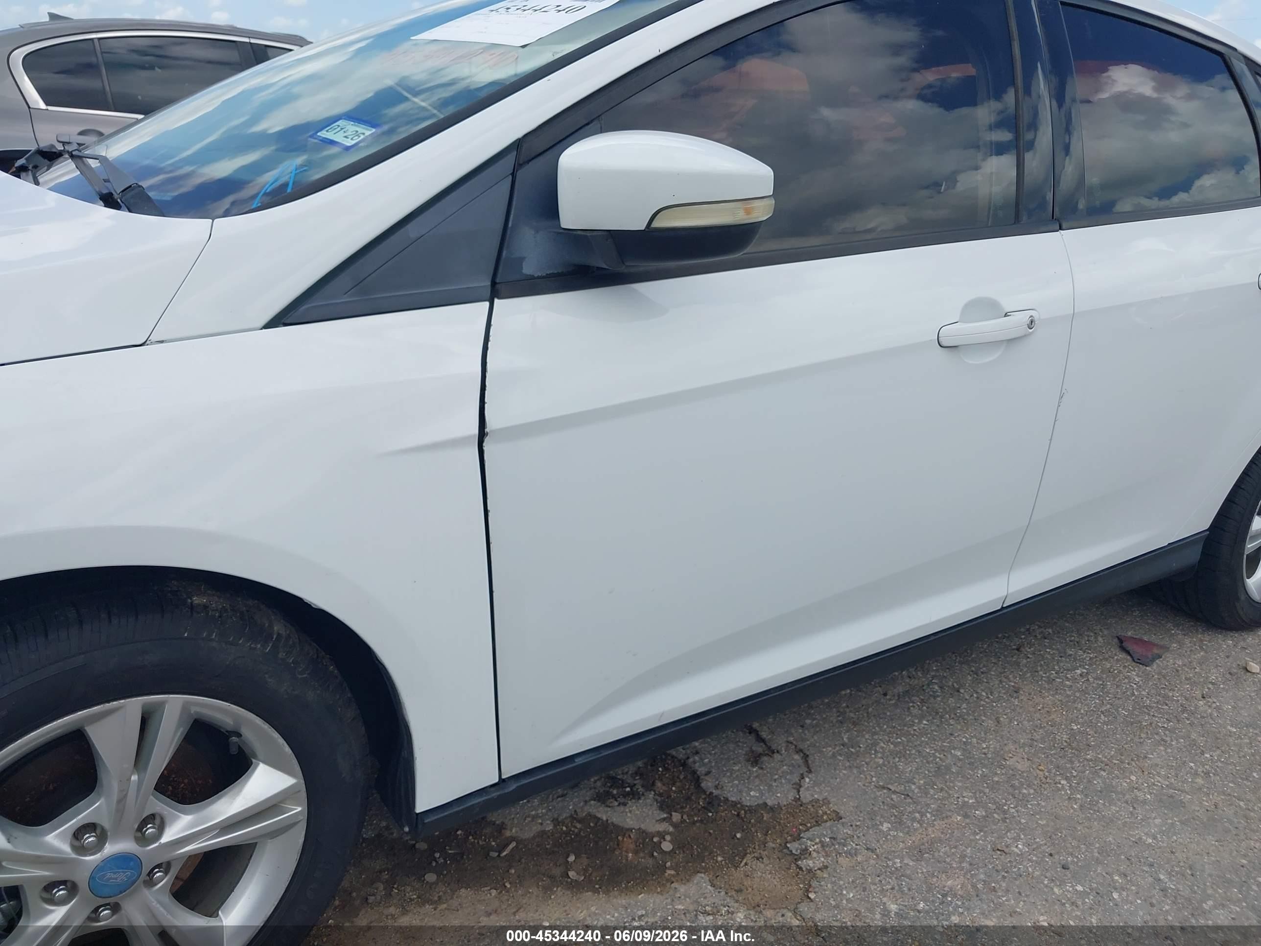 2013 Ford Focus Se White vin: 1FADP3F20DL158095