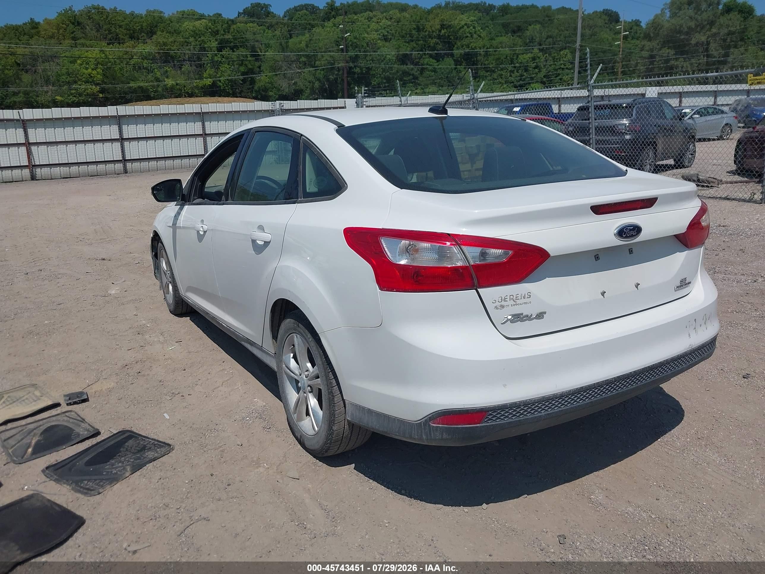 2013 Ford Focus Se White vin: 1FADP3F20DL188374